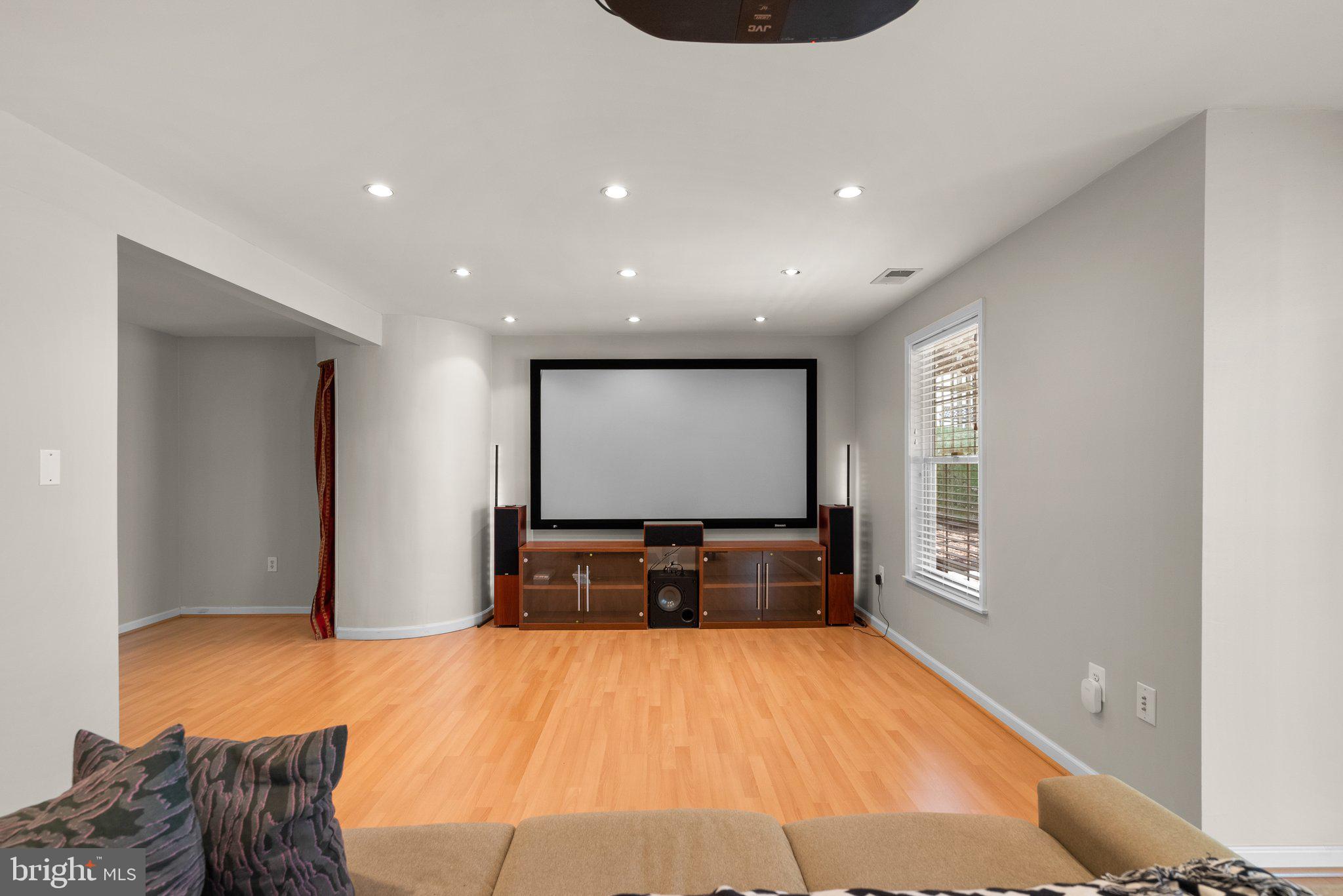 SENECA PARK NORTH - Residential