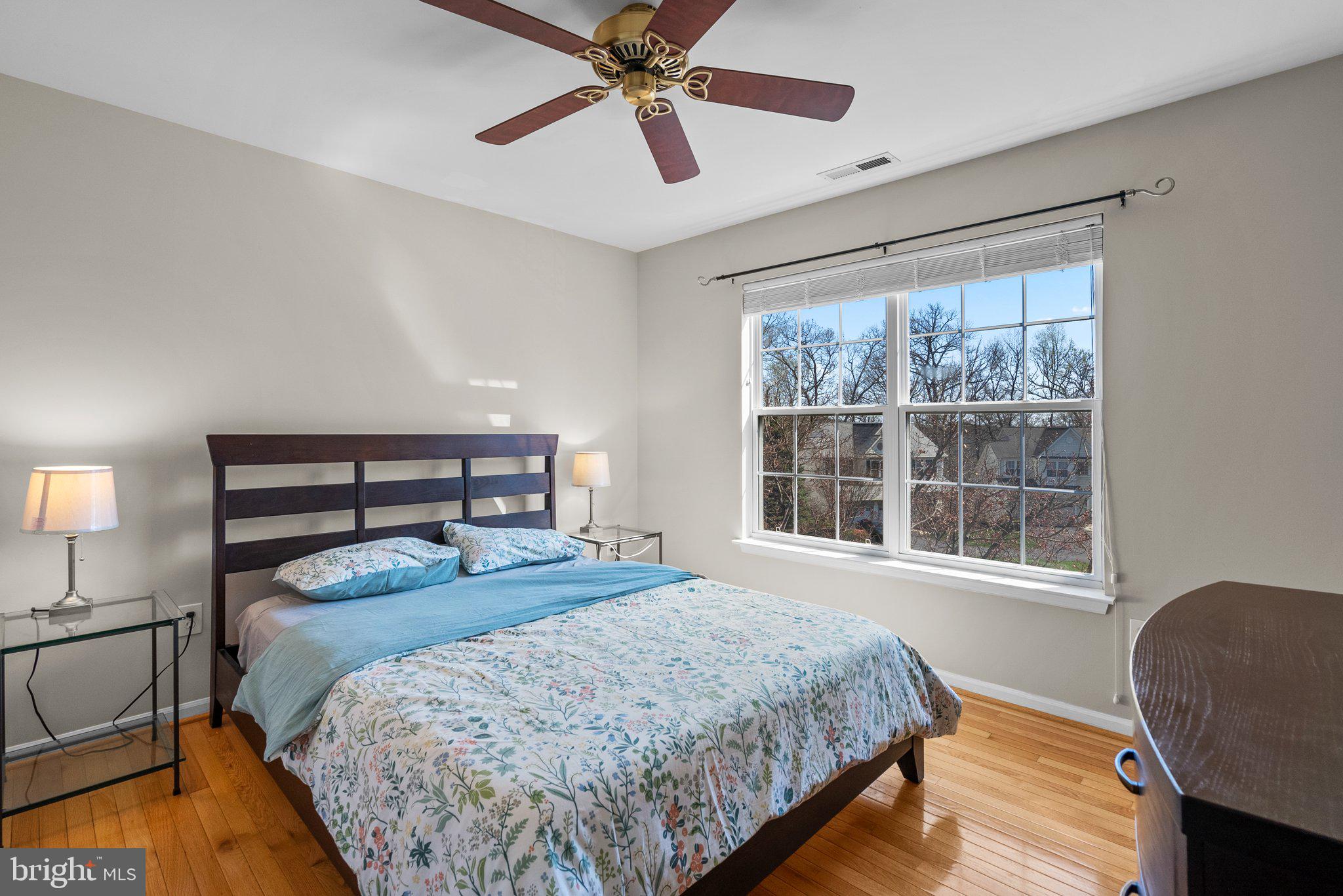 SENECA PARK NORTH - Residential