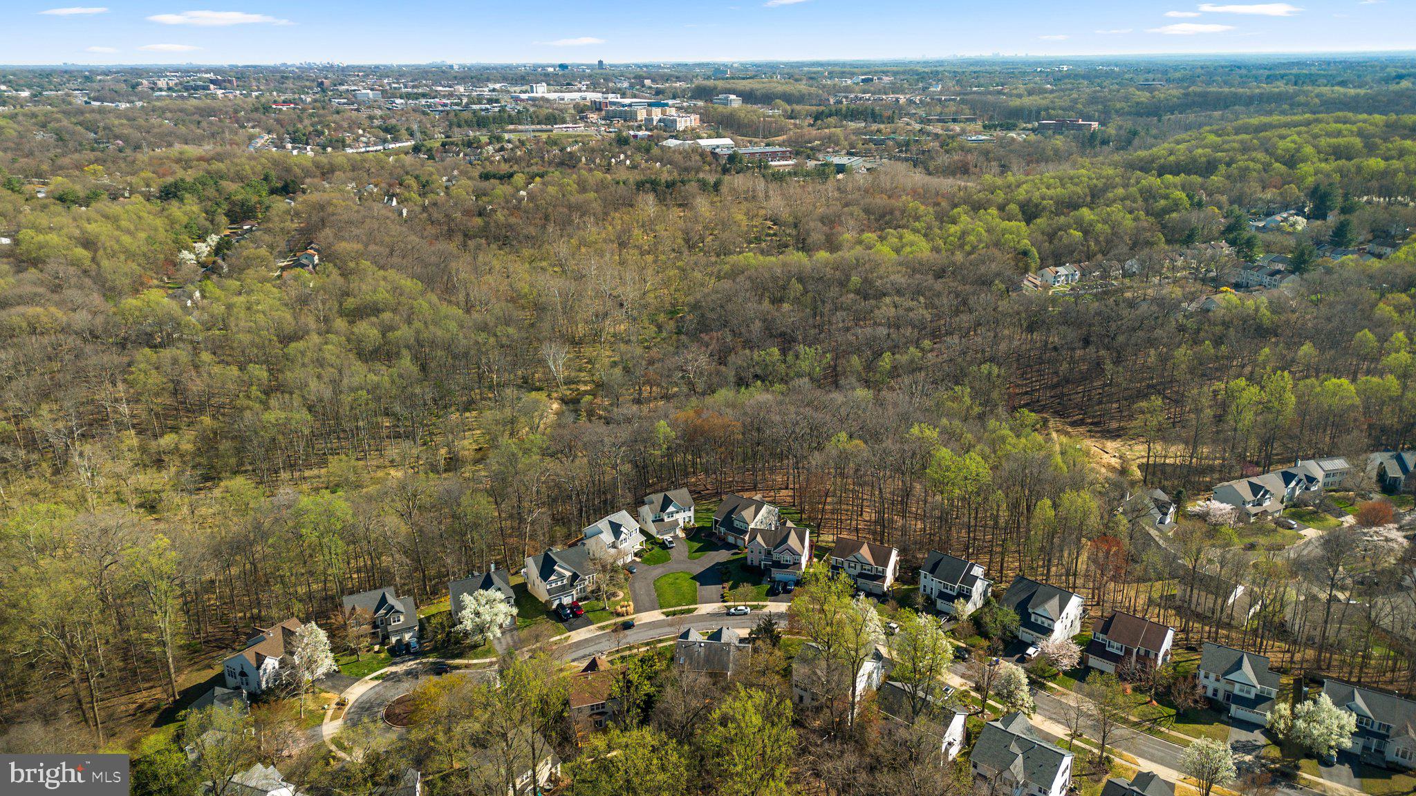 SENECA PARK NORTH - Residential
