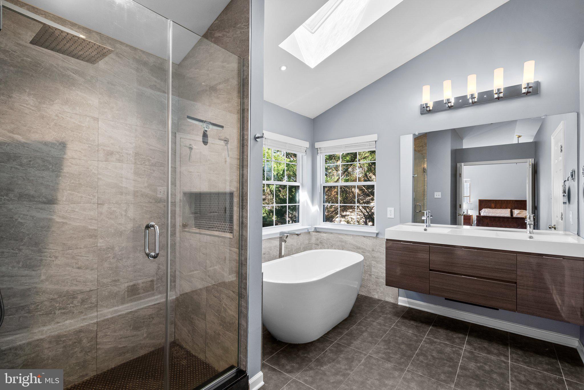 SENECA PARK NORTH - Residential