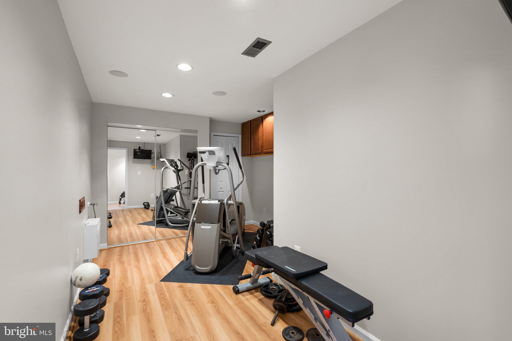 SENECA PARK NORTH - Residential