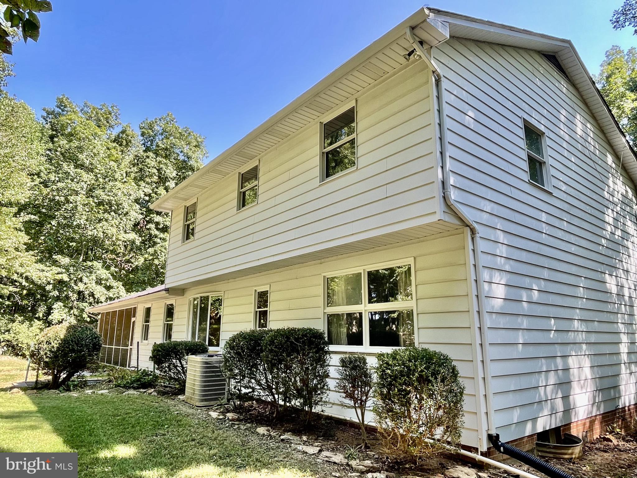 KEENEY MILL FARMS - Residential