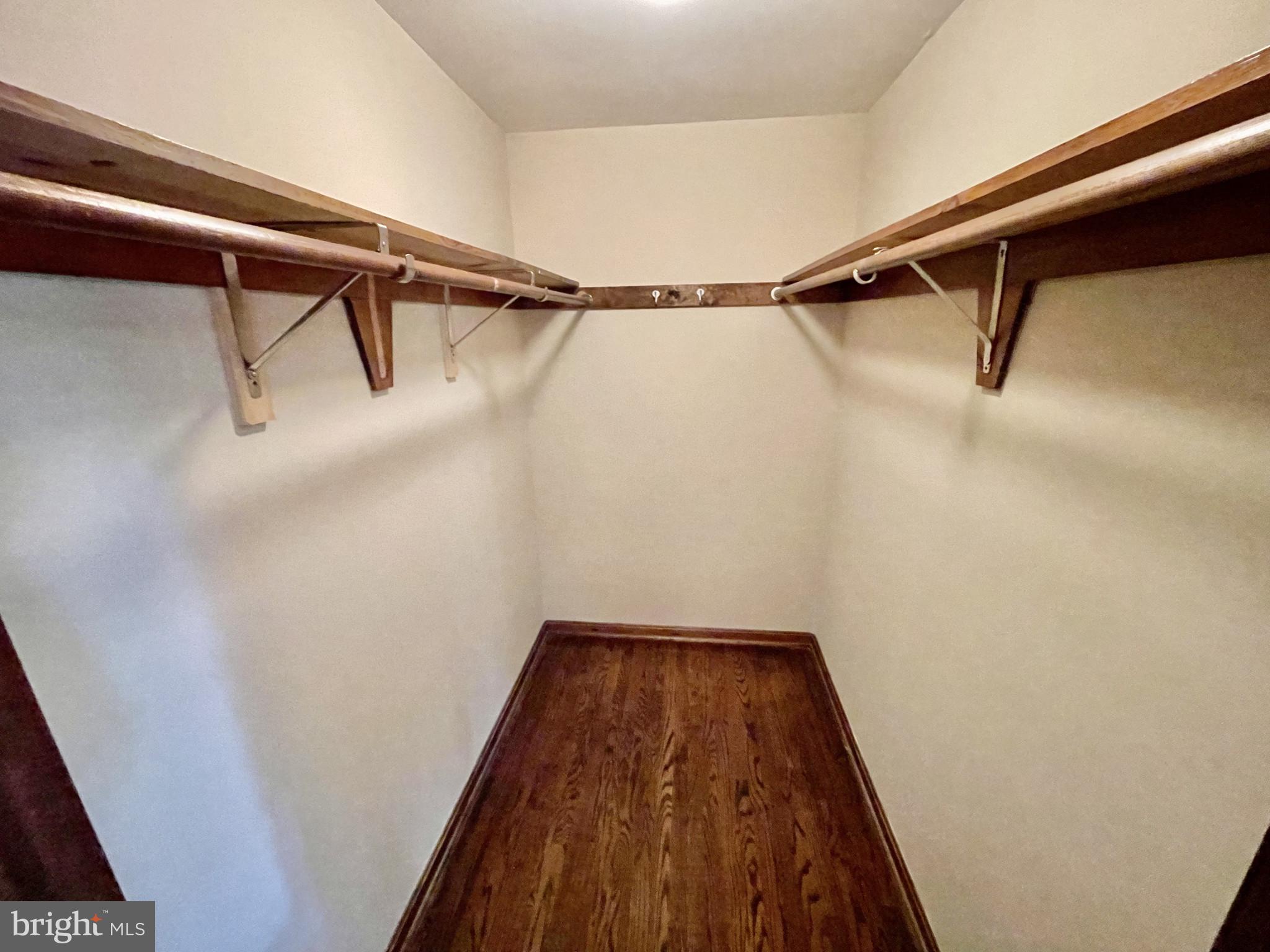 KEENEY MILL FARMS - Residential