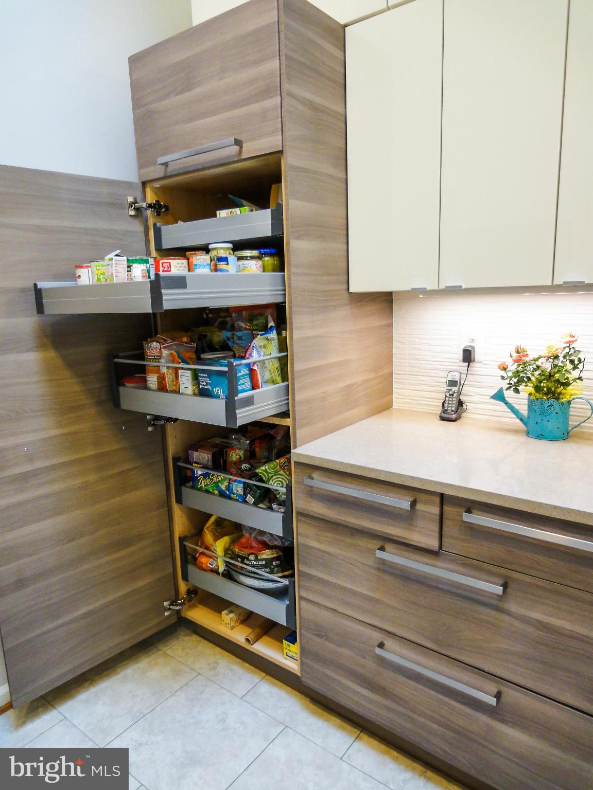 STRATFORD PLACE AT KINGS - Residential