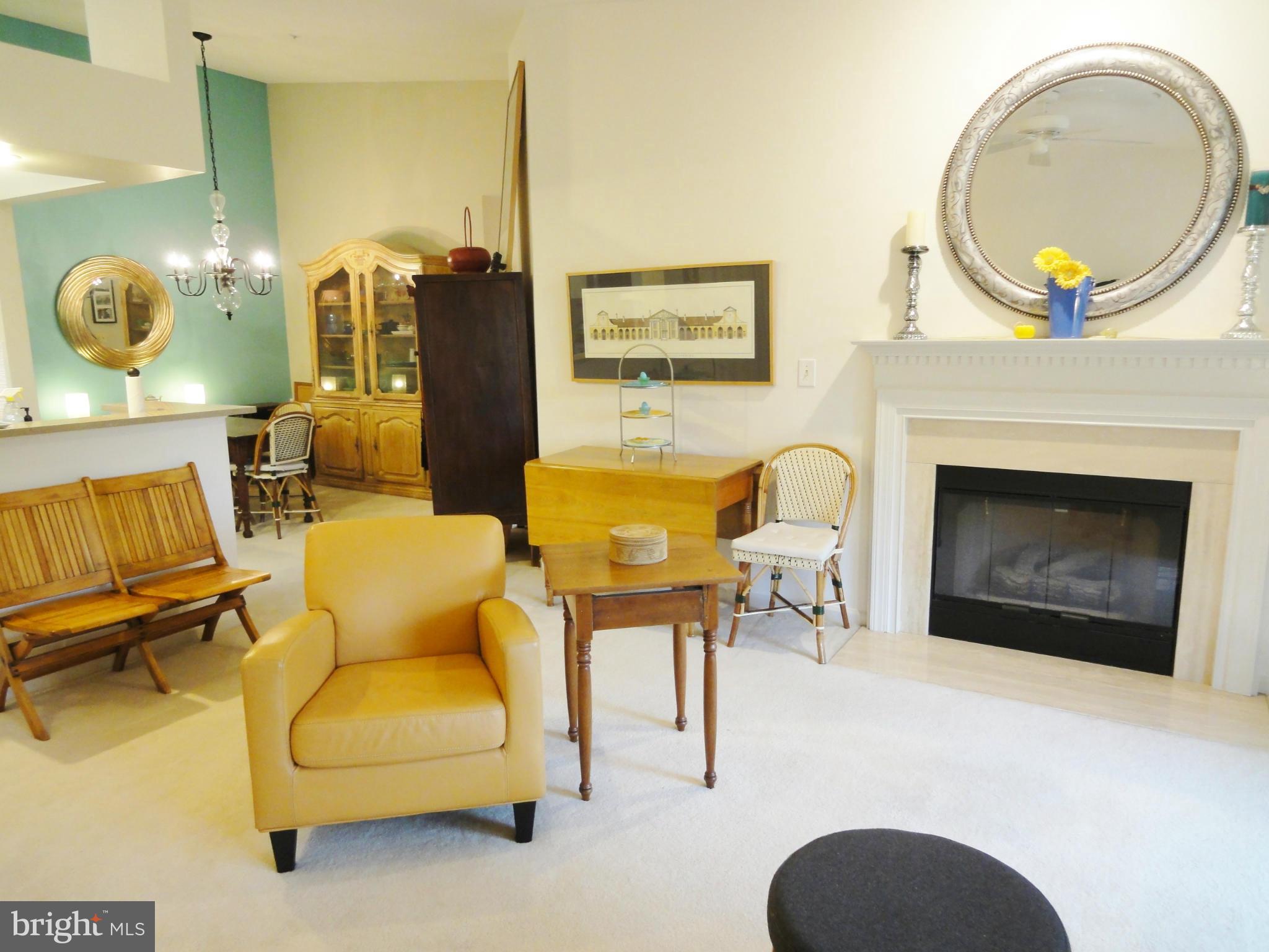 STRATFORD PLACE AT KINGS - Residential