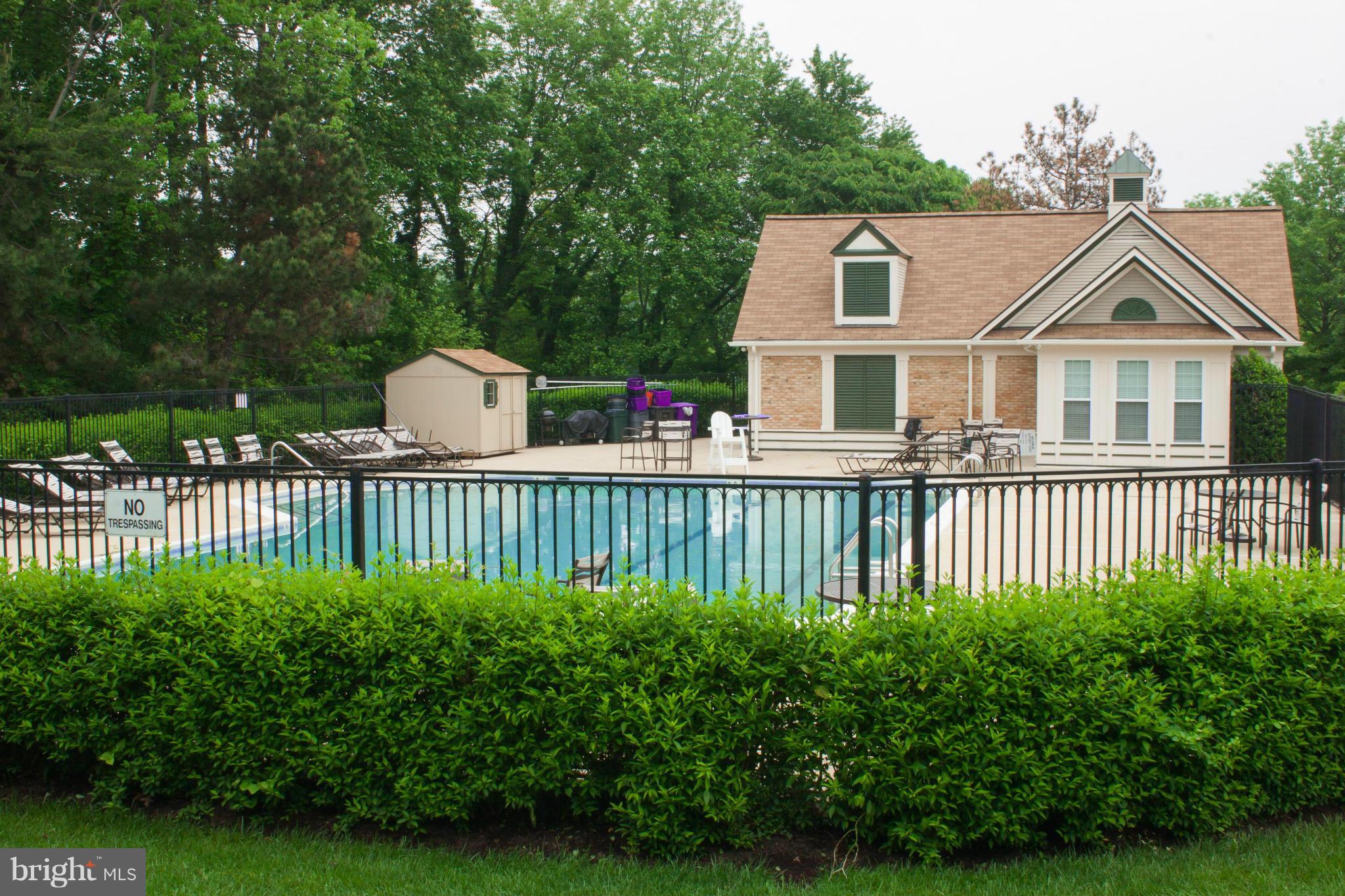 STRATFORD PLACE AT KINGS - Residential