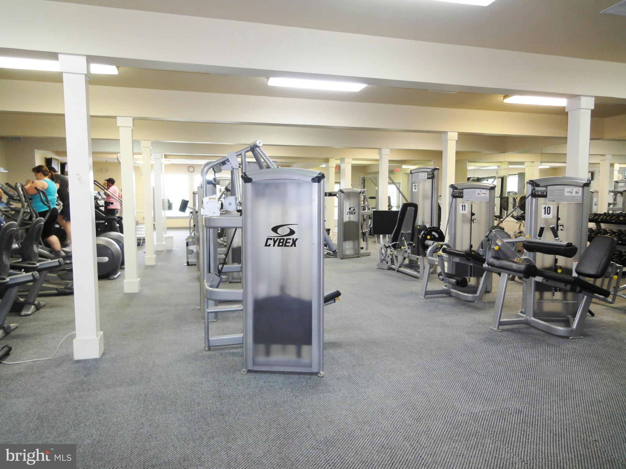 STRATFORD PLACE AT KINGS - Residential