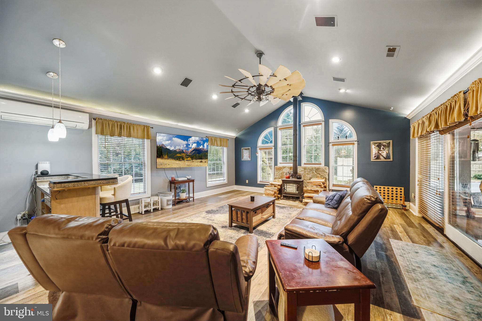 24 DEER POND BOULEVARD