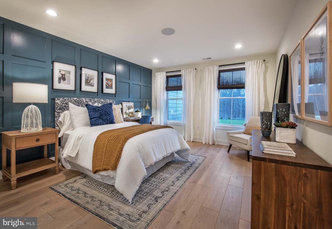 REGENCY AT STONE MEADOWS FARM - Residential