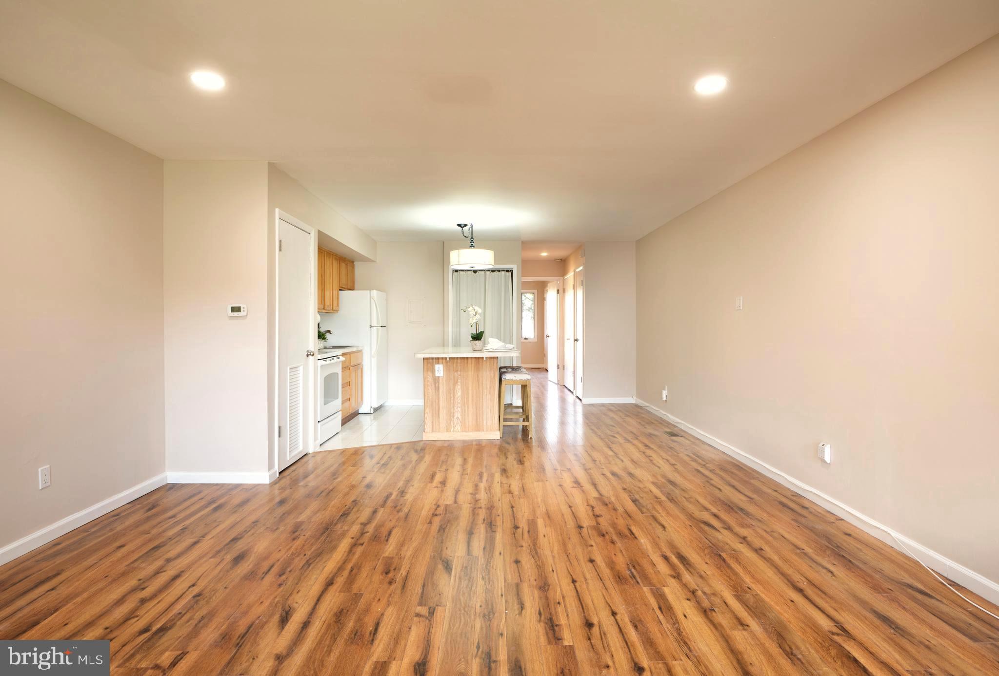 VILLAGE II - Residential Lease