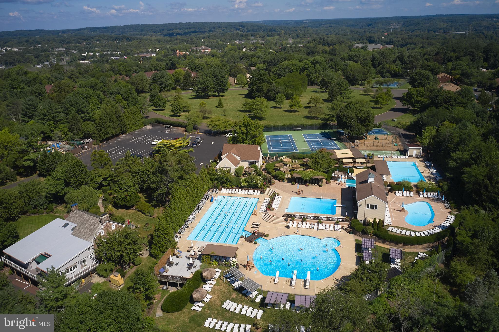 VILLAGE II - Residential Lease