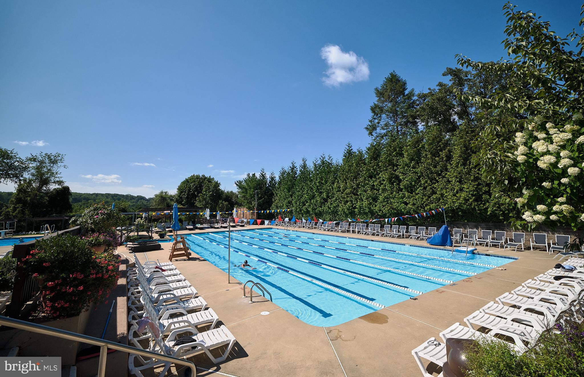 VILLAGE II - Residential Lease