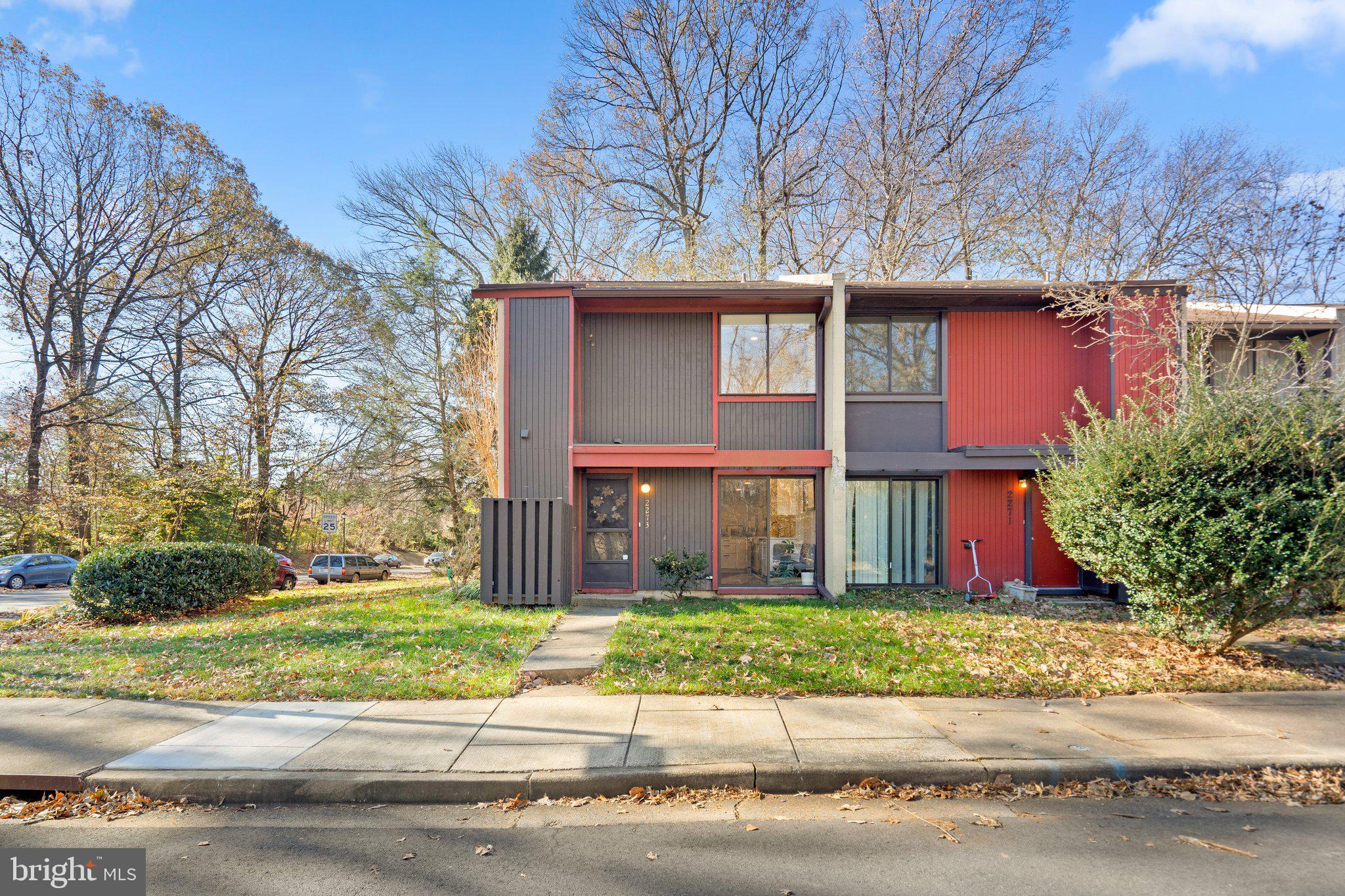 SAWYERS CLUSTER - Residential Lease