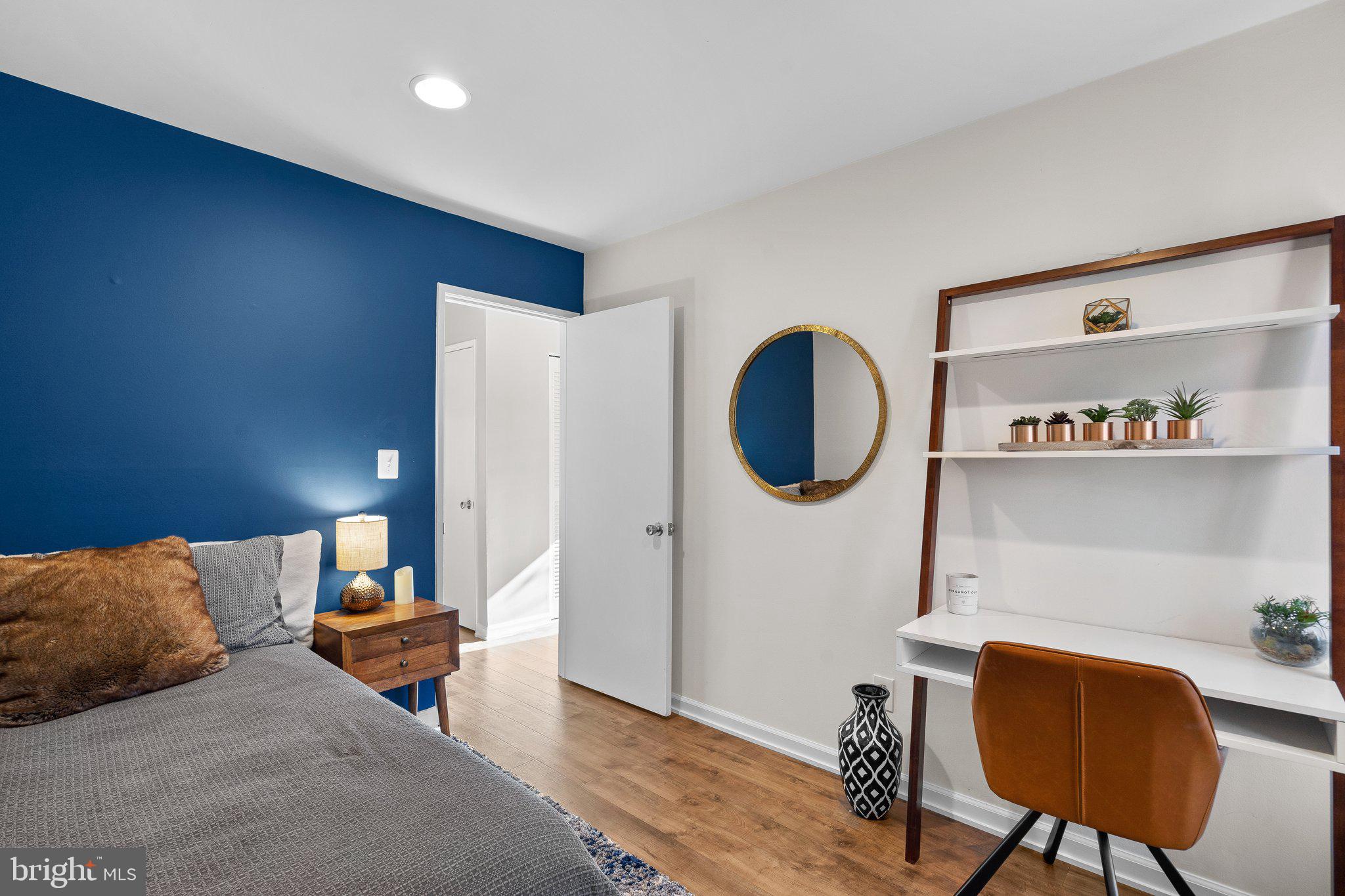 SAWYERS CLUSTER - Residential Lease