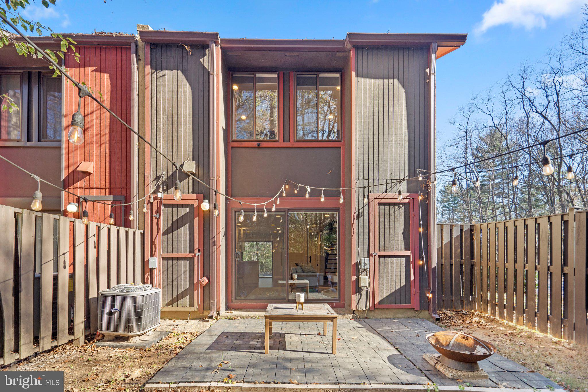 SAWYERS CLUSTER - Residential Lease