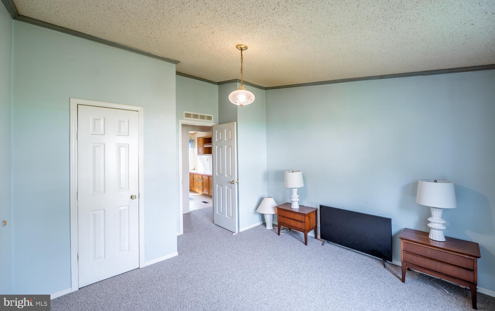 HIDDEN SPRINGS - Residential