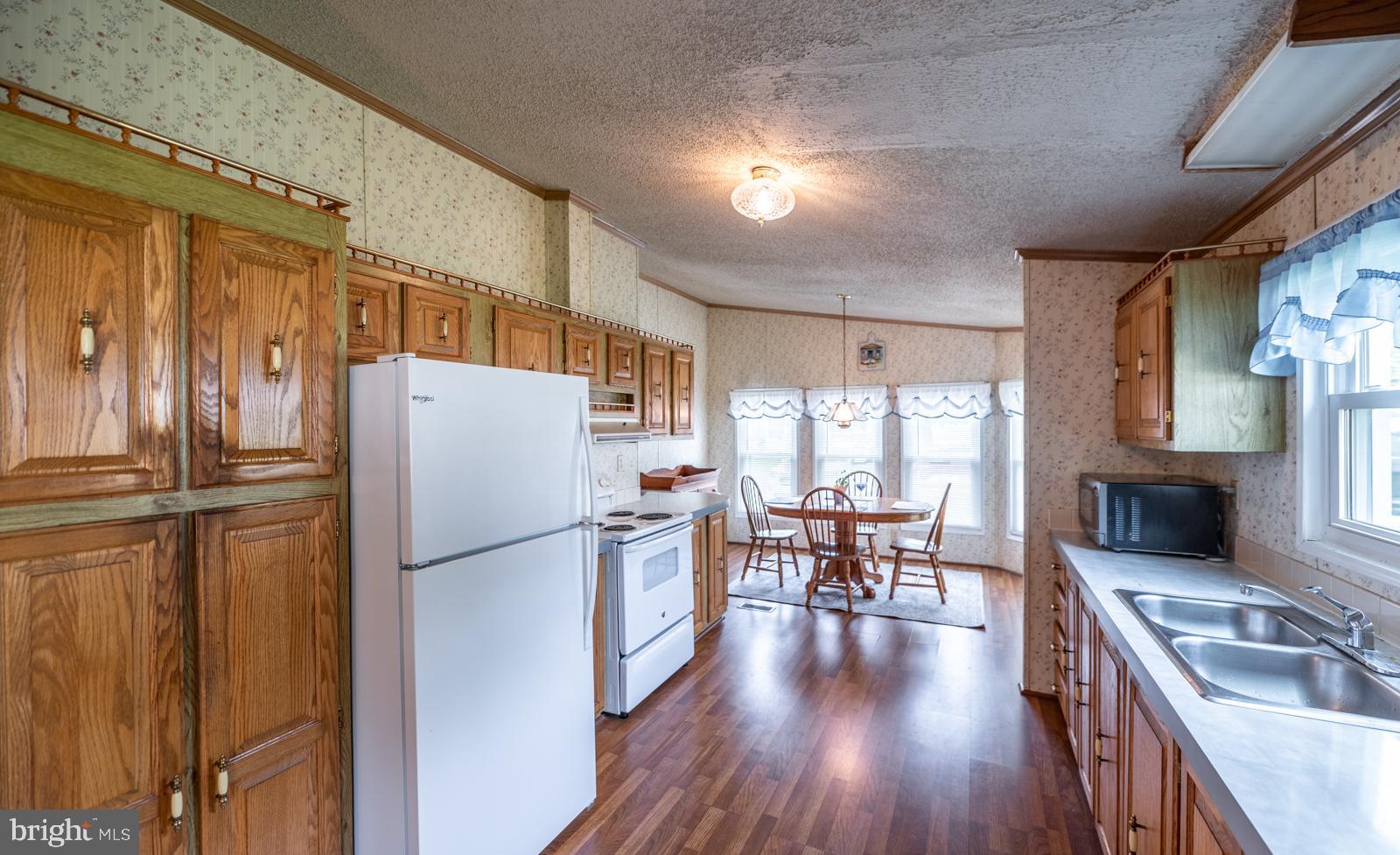 HIDDEN SPRINGS - Residential