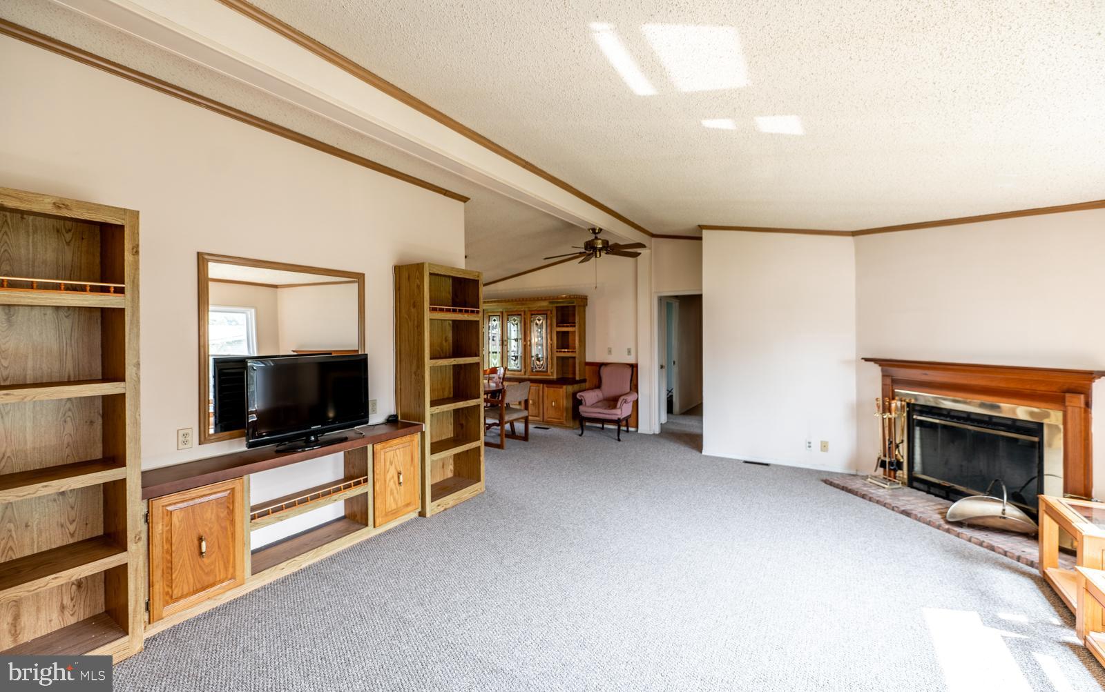 HIDDEN SPRINGS - Residential