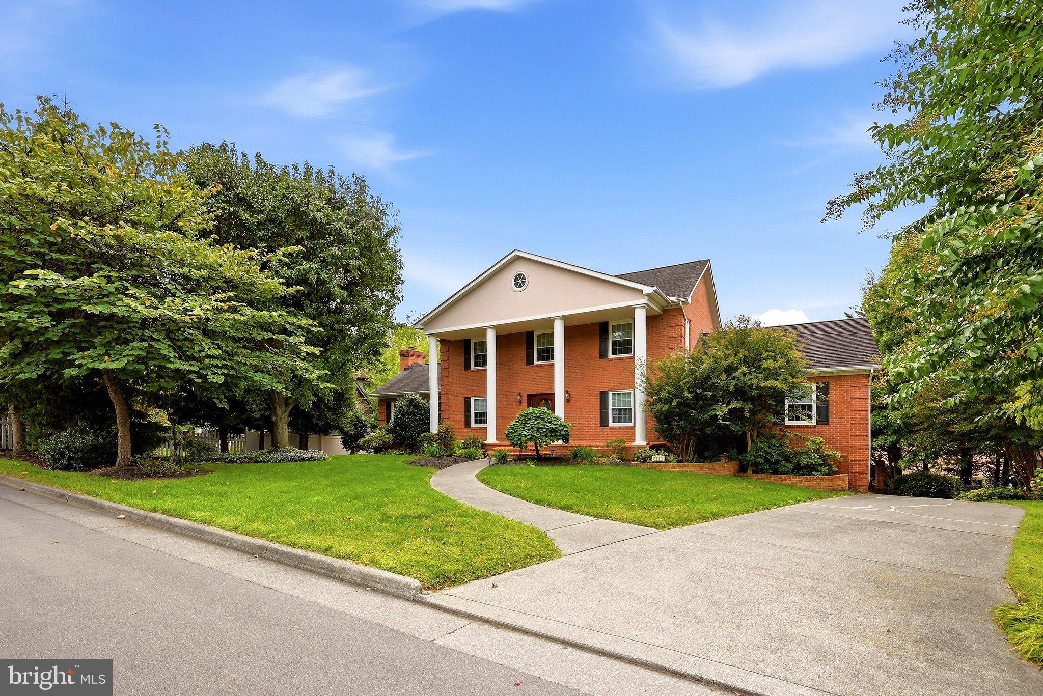 637 TREYS DRIVE