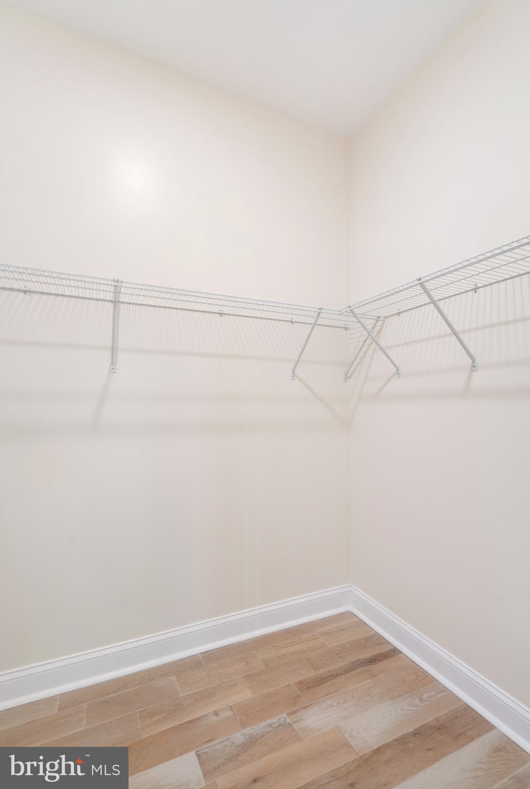 GARWYN OAKS - Residential