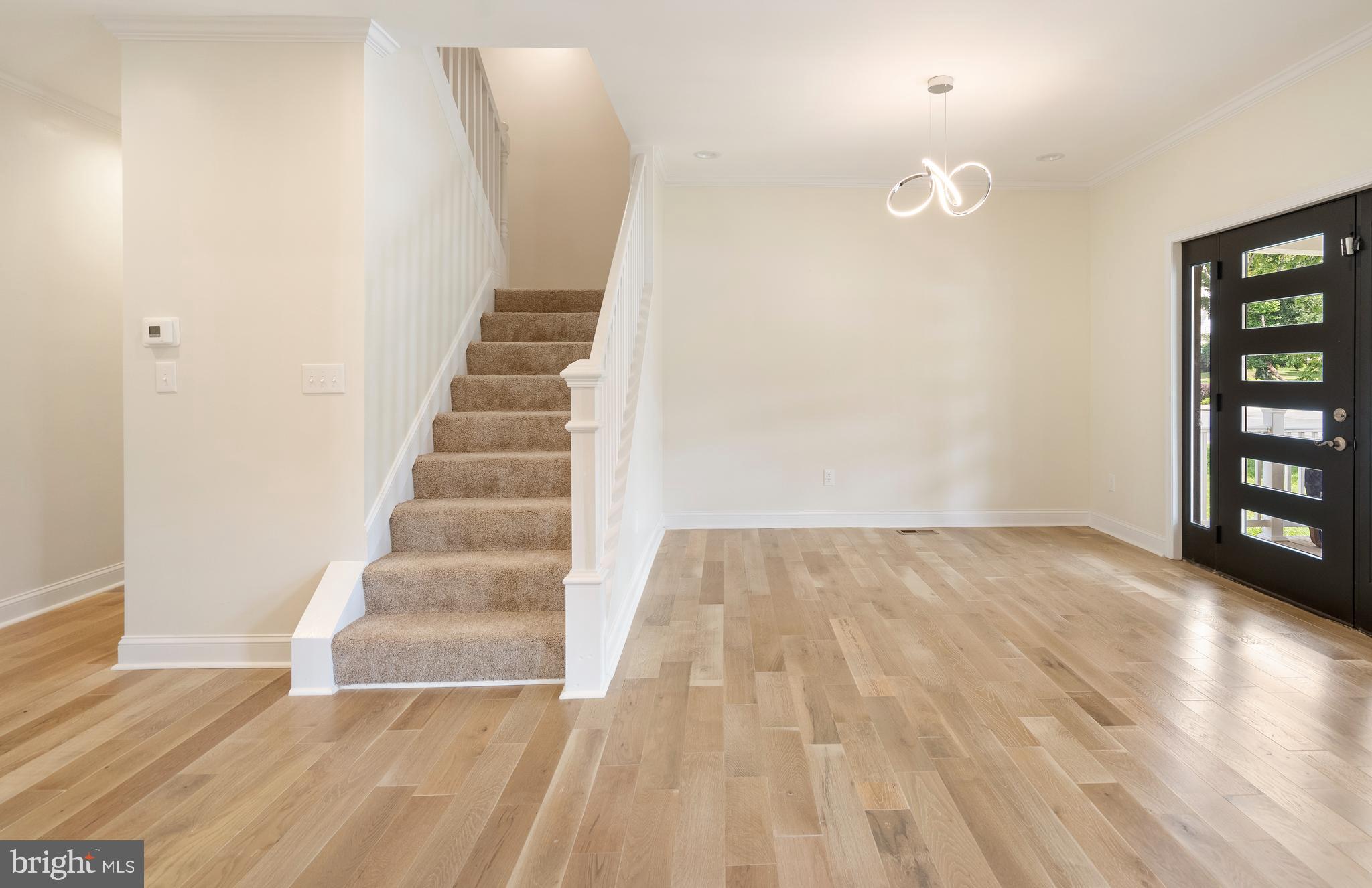 GARWYN OAKS - Residential