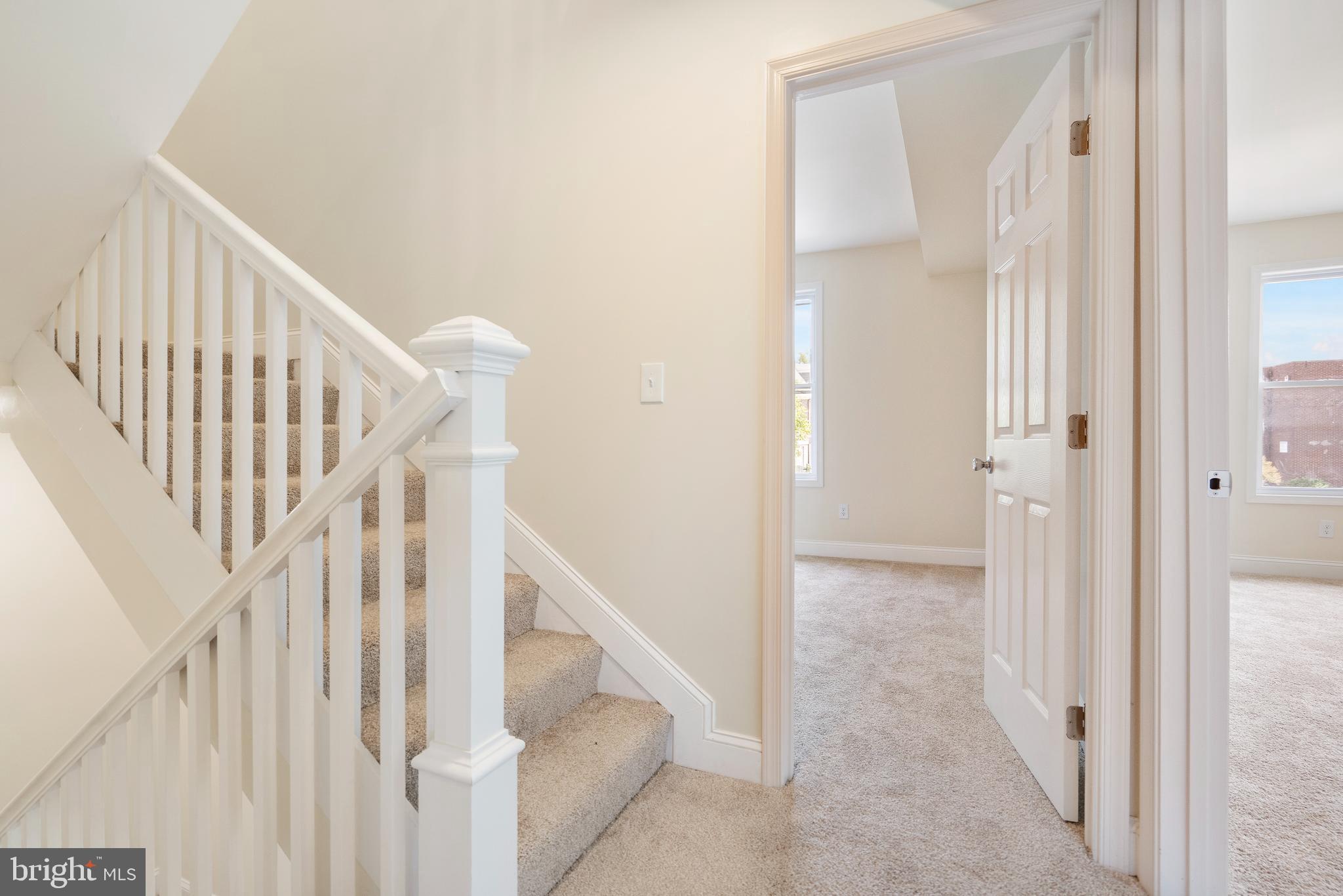 GARWYN OAKS - Residential