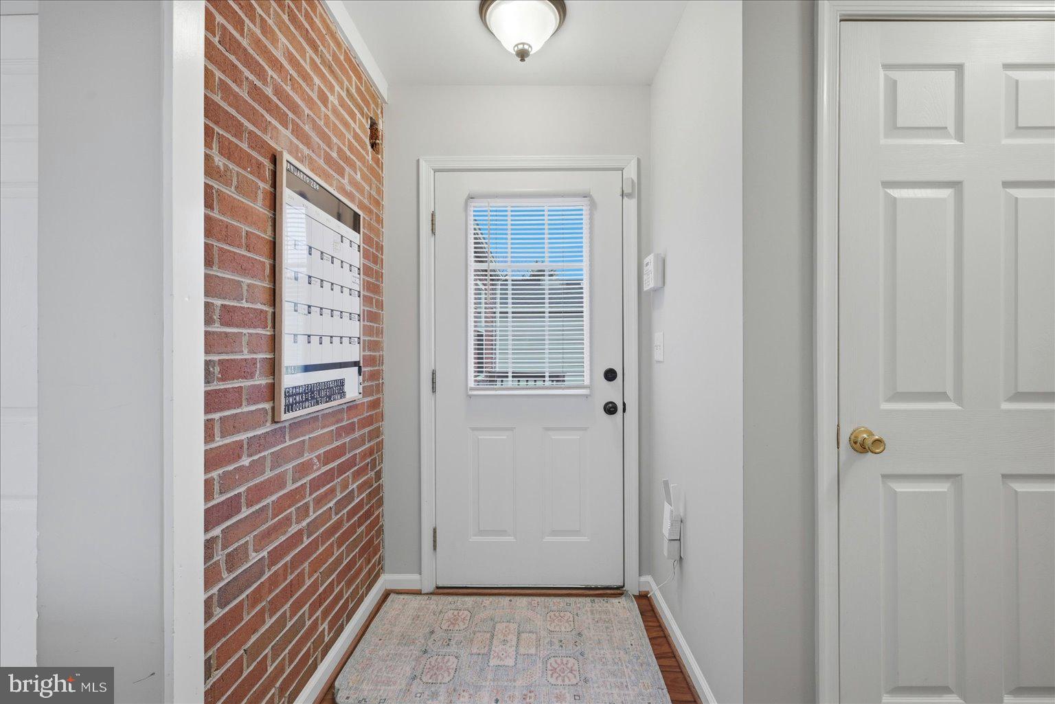 ROYAL VILLAGE - Residential