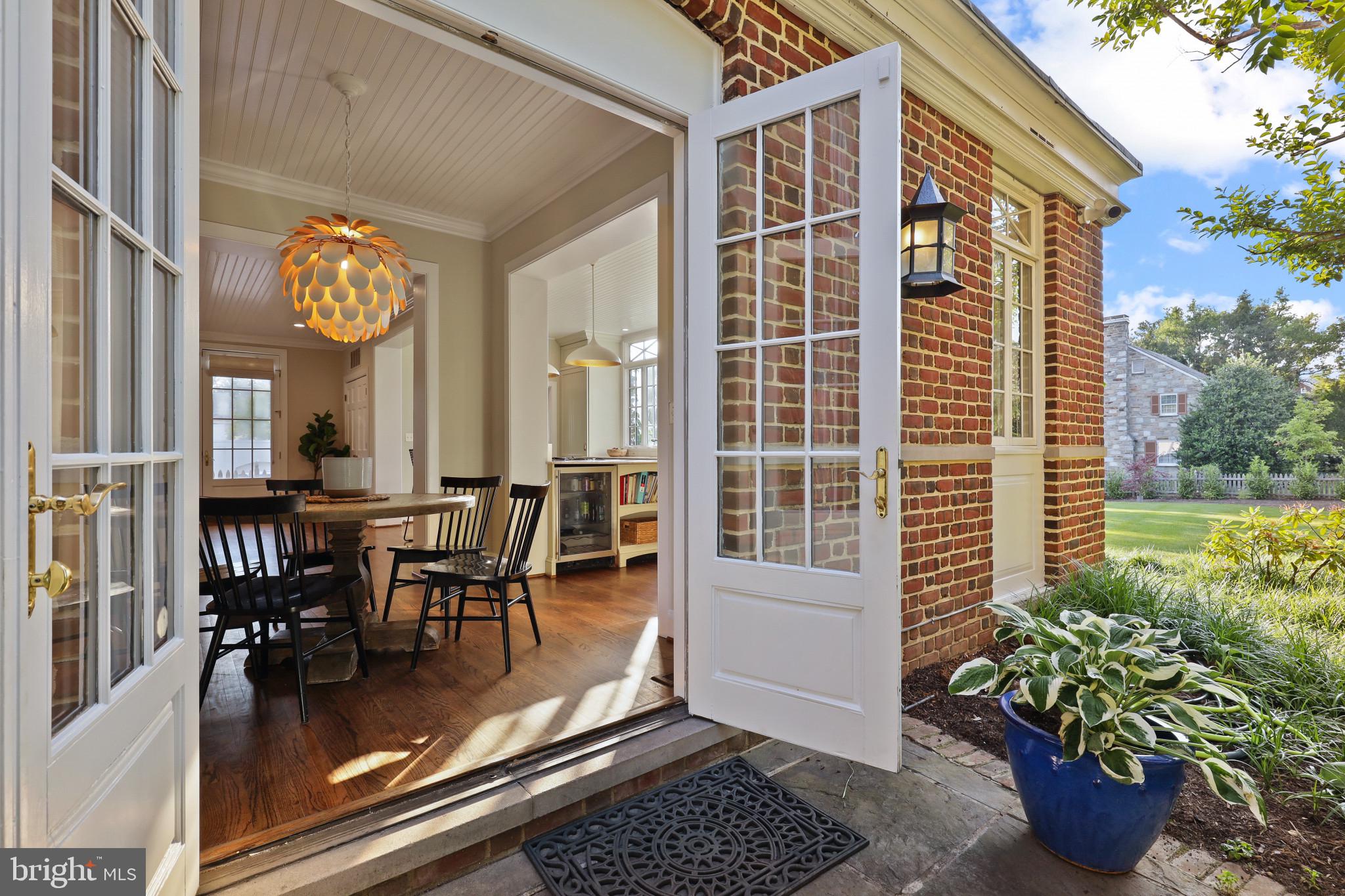 GREATER HOMELAND HISTORIC DISTRICT - Residential