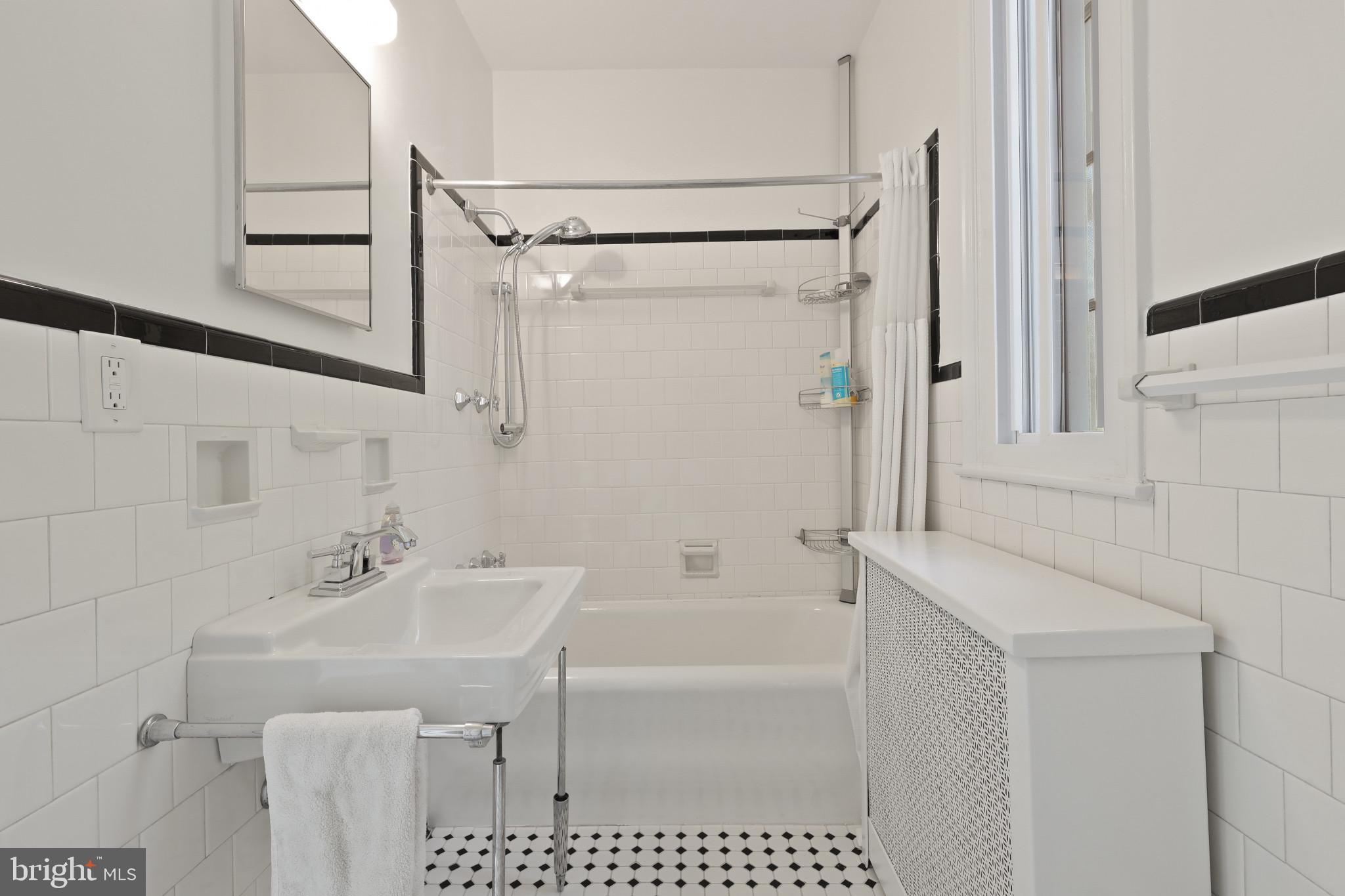 GREATER HOMELAND HISTORIC DISTRICT - Residential