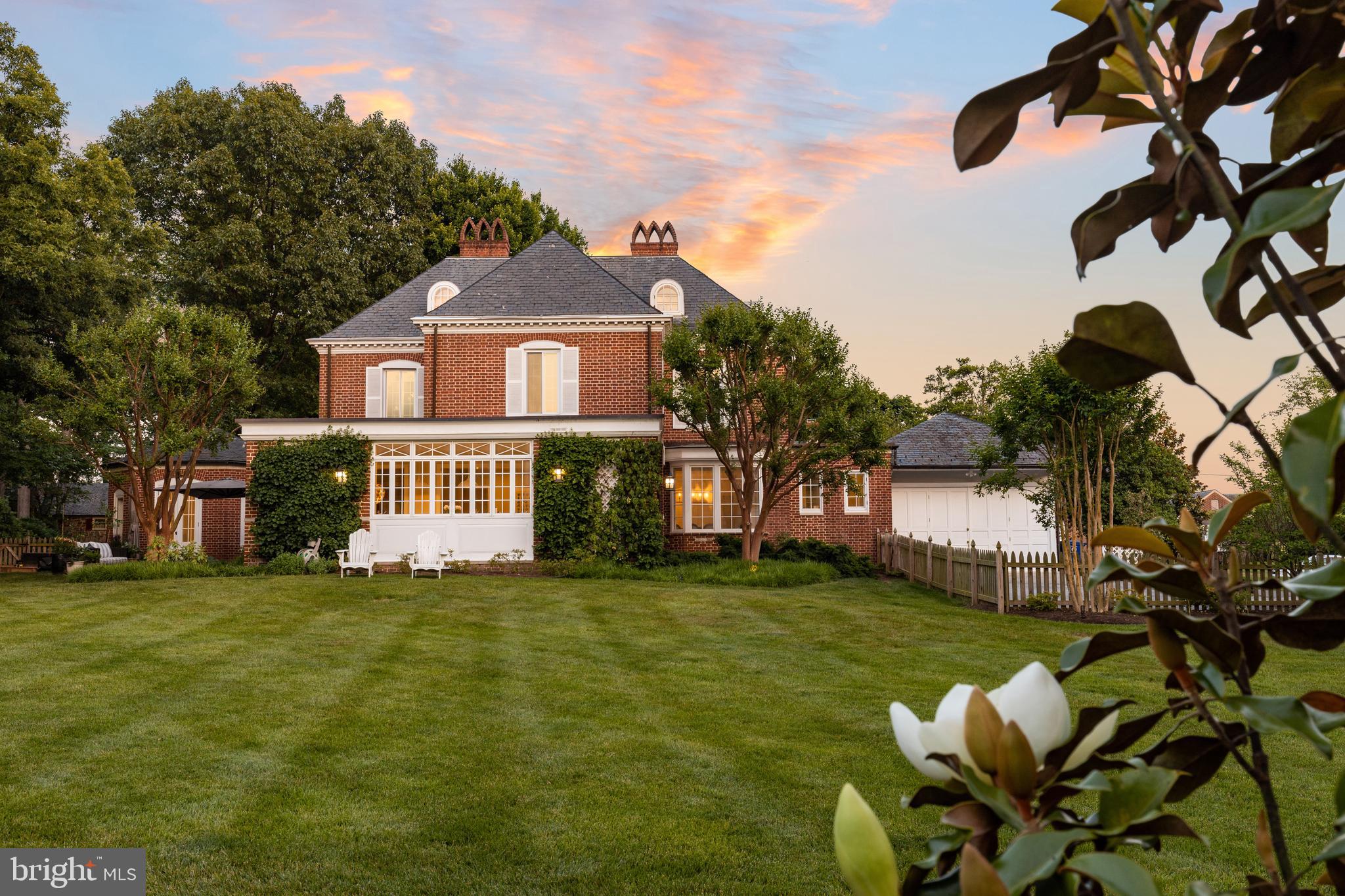 GREATER HOMELAND HISTORIC DISTRICT - Residential