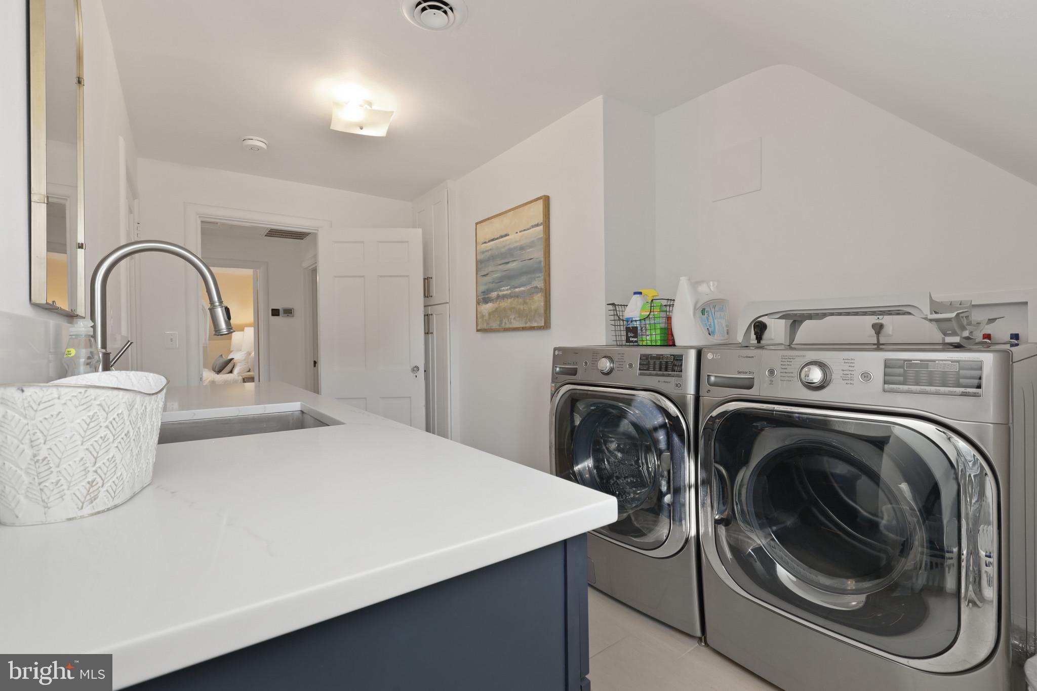 GREATER HOMELAND HISTORIC DISTRICT - Residential