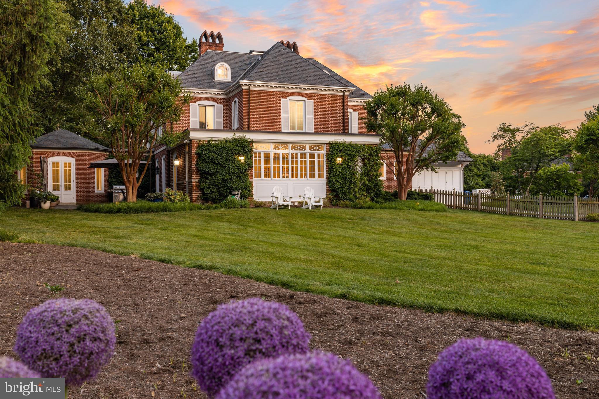 GREATER HOMELAND HISTORIC DISTRICT - Residential