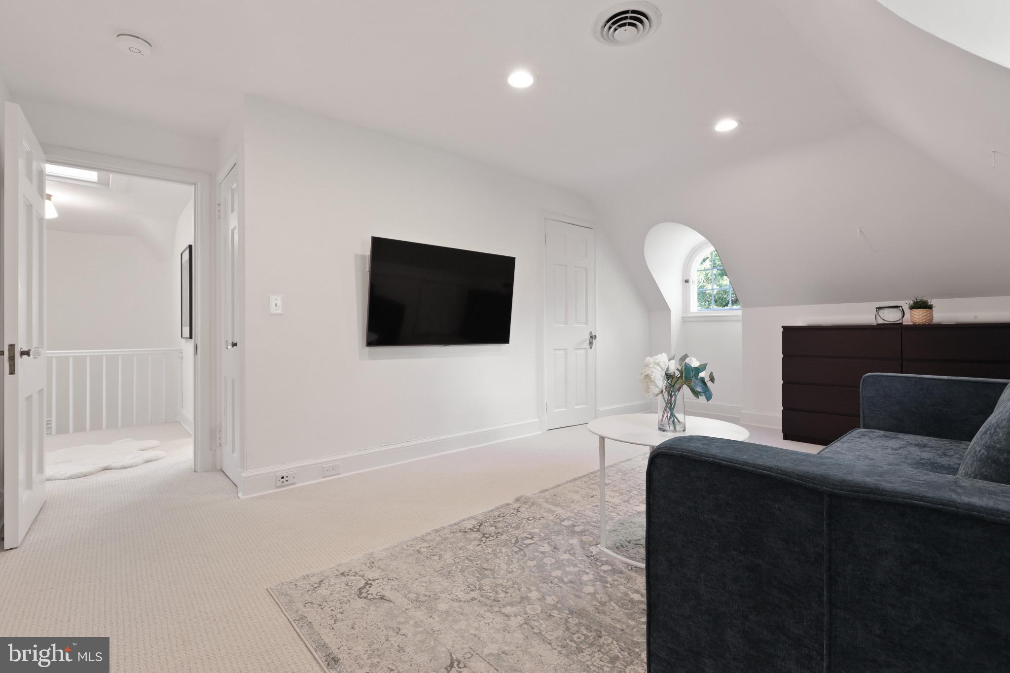 GREATER HOMELAND HISTORIC DISTRICT - Residential