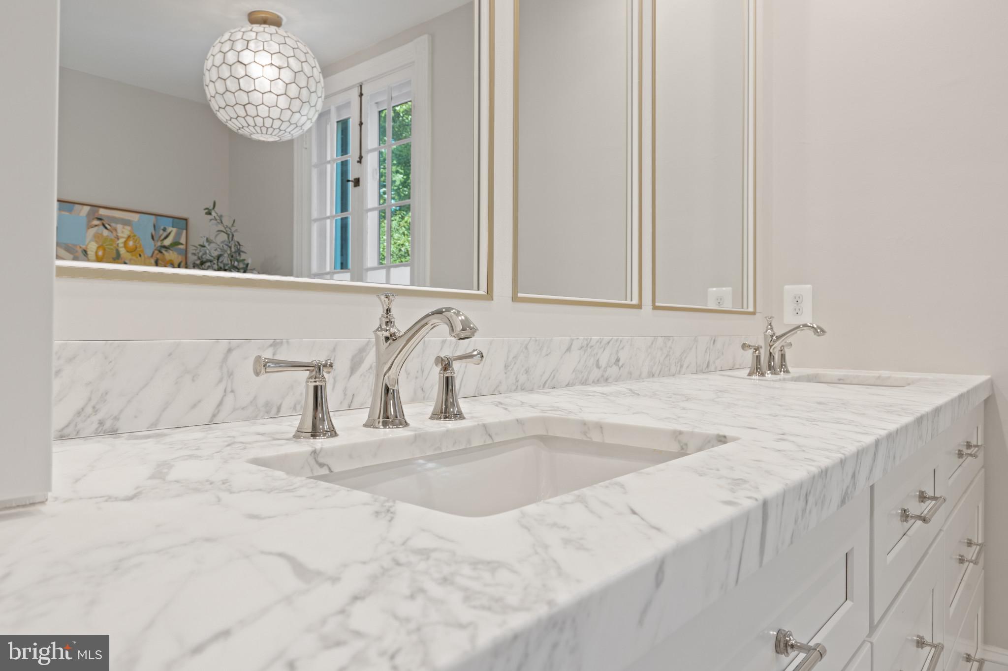 GREATER HOMELAND HISTORIC DISTRICT - Residential