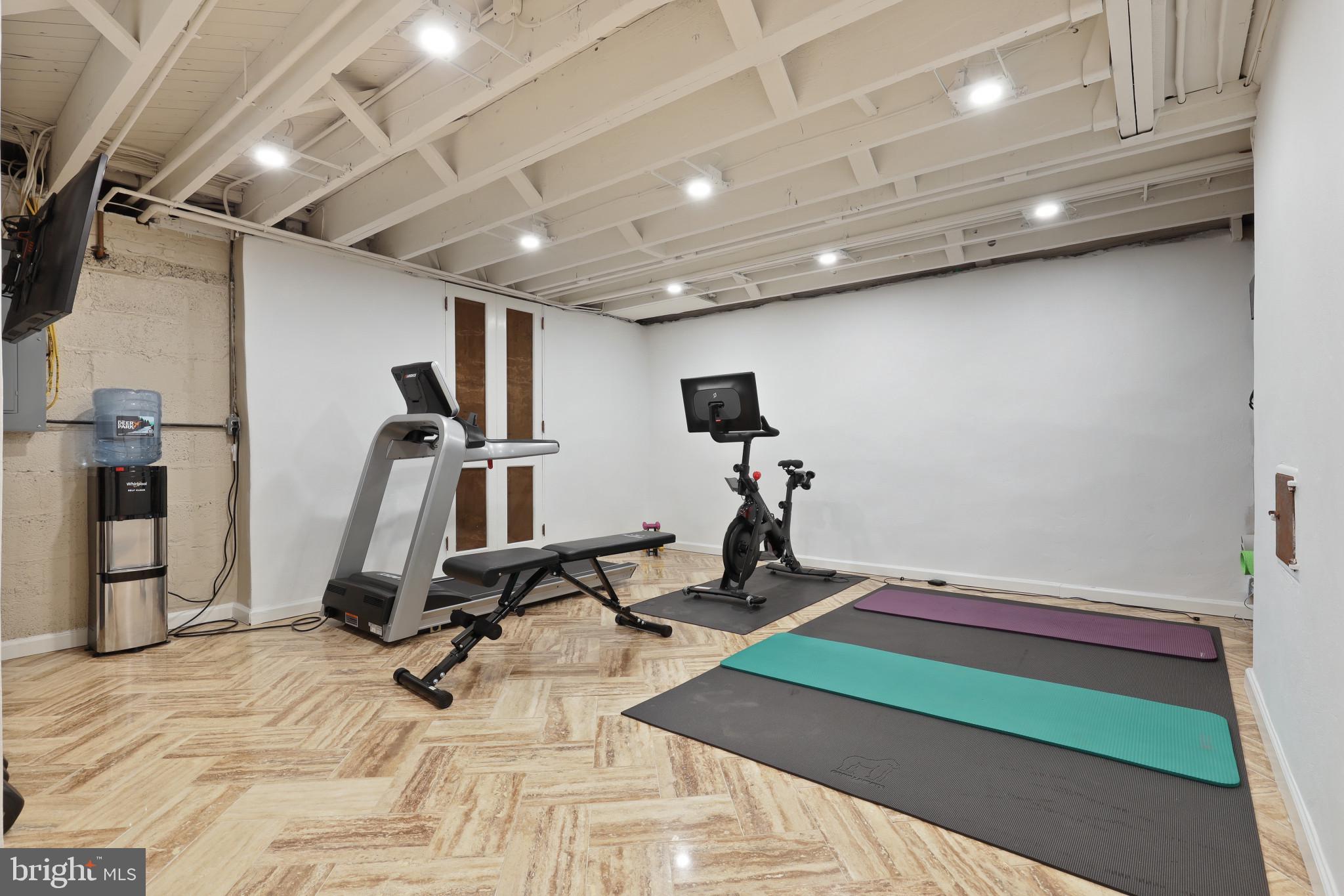 GREATER HOMELAND HISTORIC DISTRICT - Residential