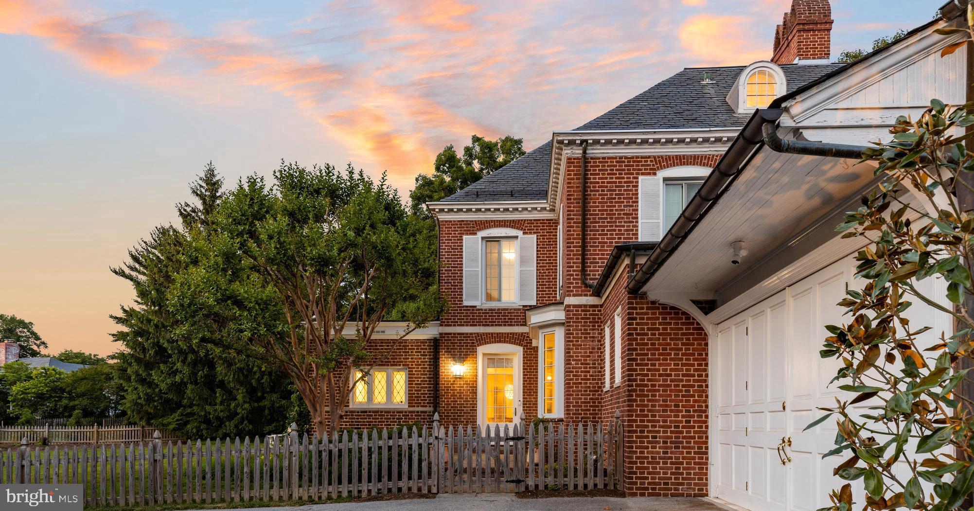 GREATER HOMELAND HISTORIC DISTRICT - Residential