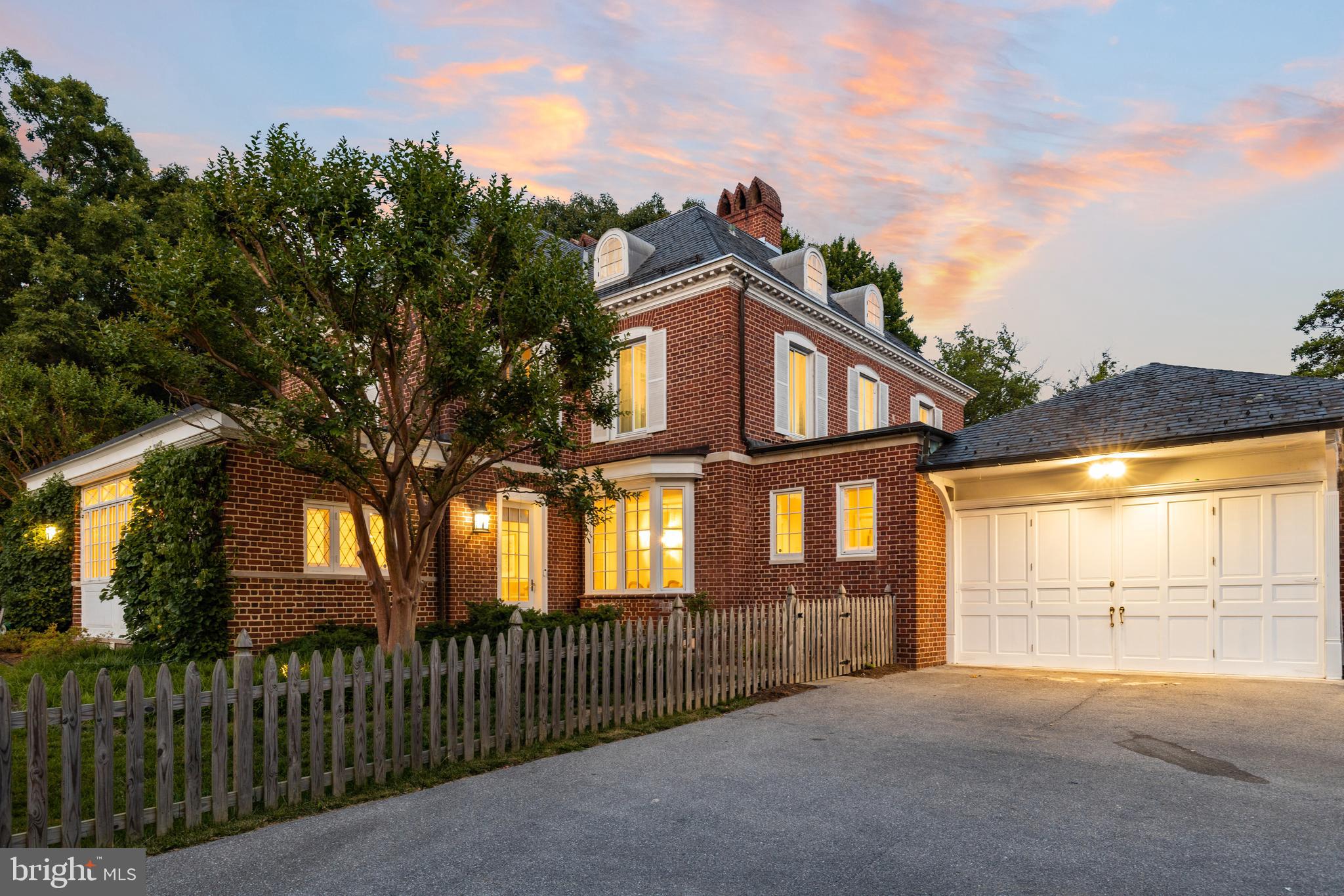 GREATER HOMELAND HISTORIC DISTRICT - Residential