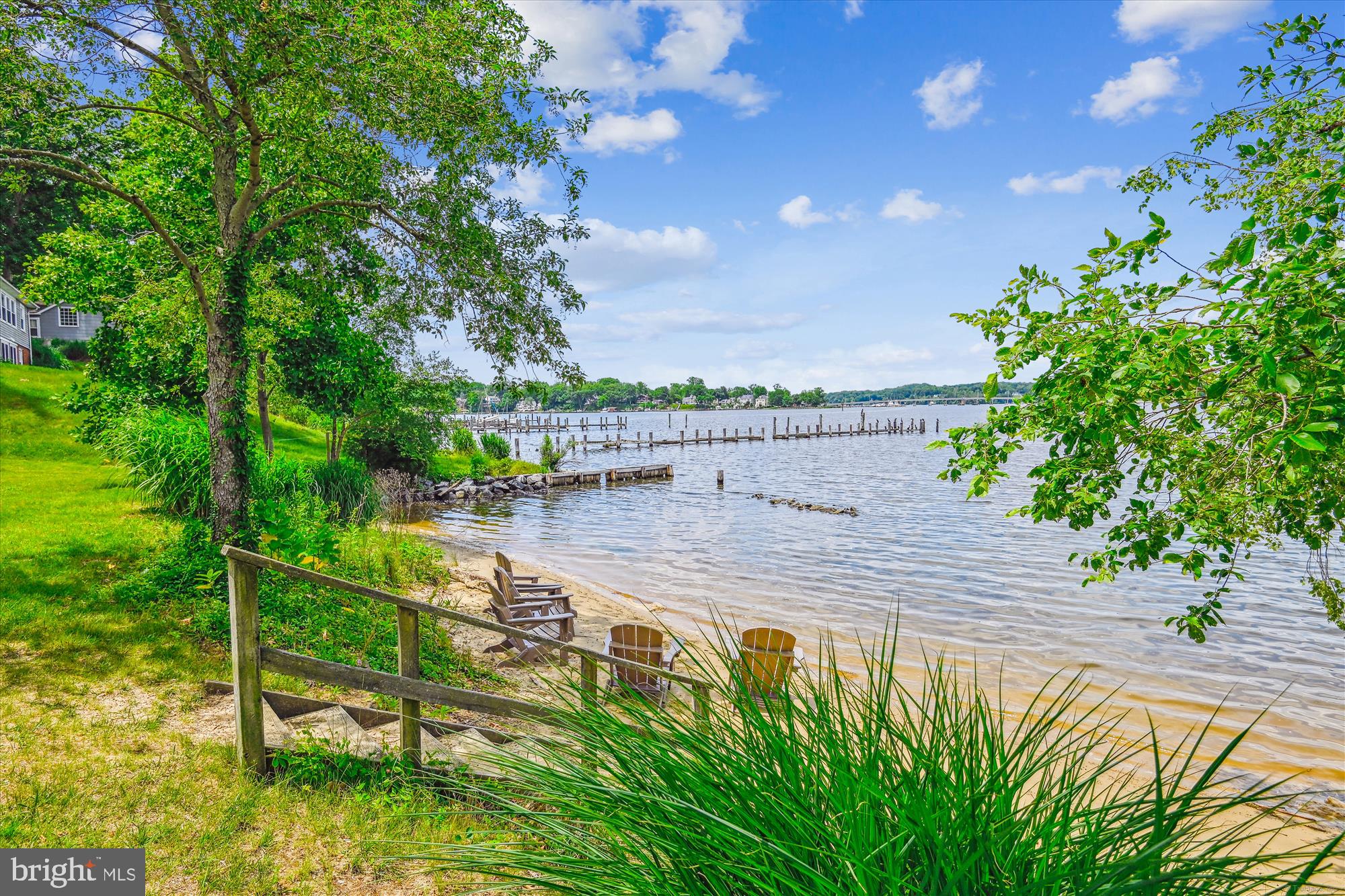 EDGEWATER BEACH - Residential