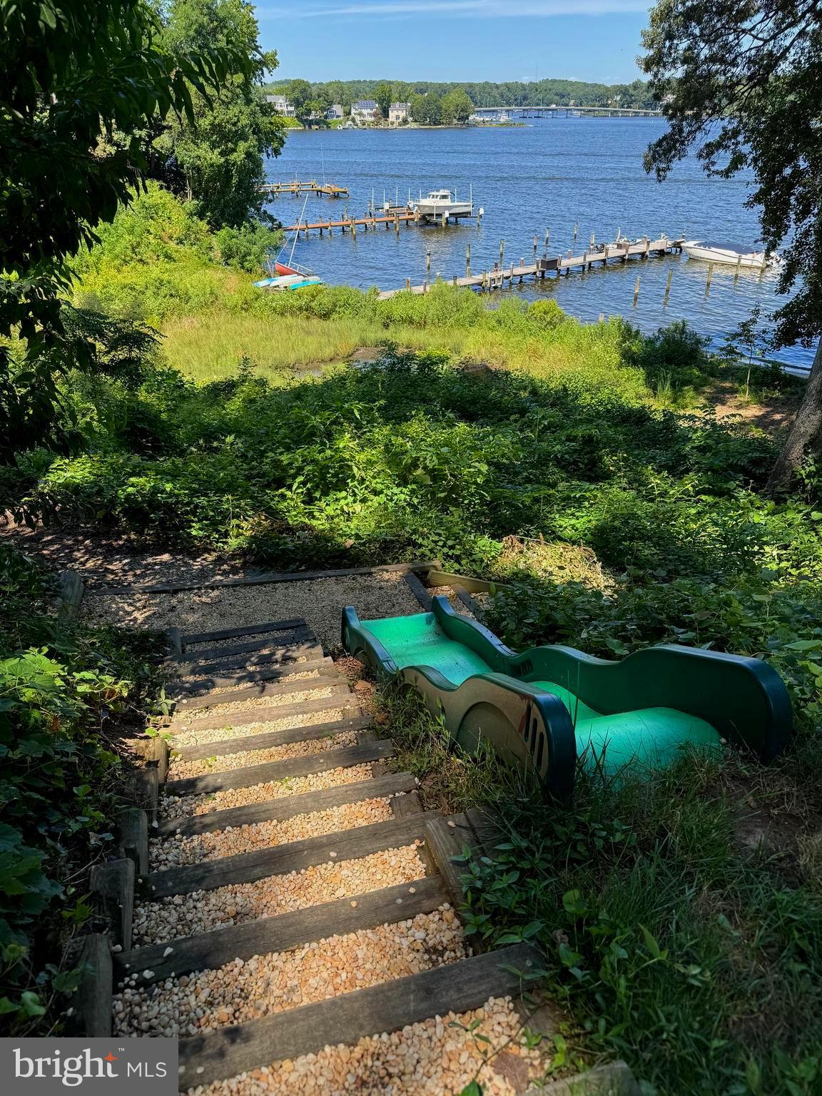 EDGEWATER BEACH - Residential