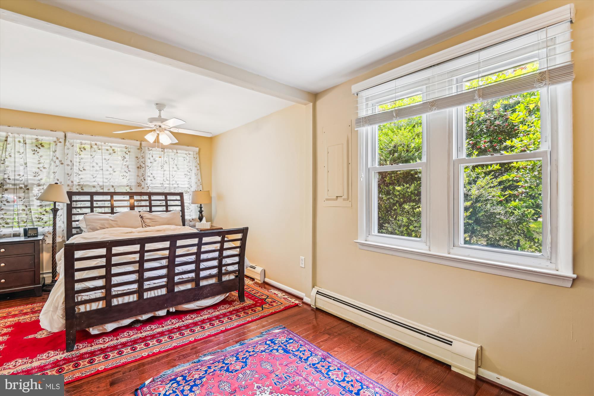 EDGEWATER BEACH - Residential