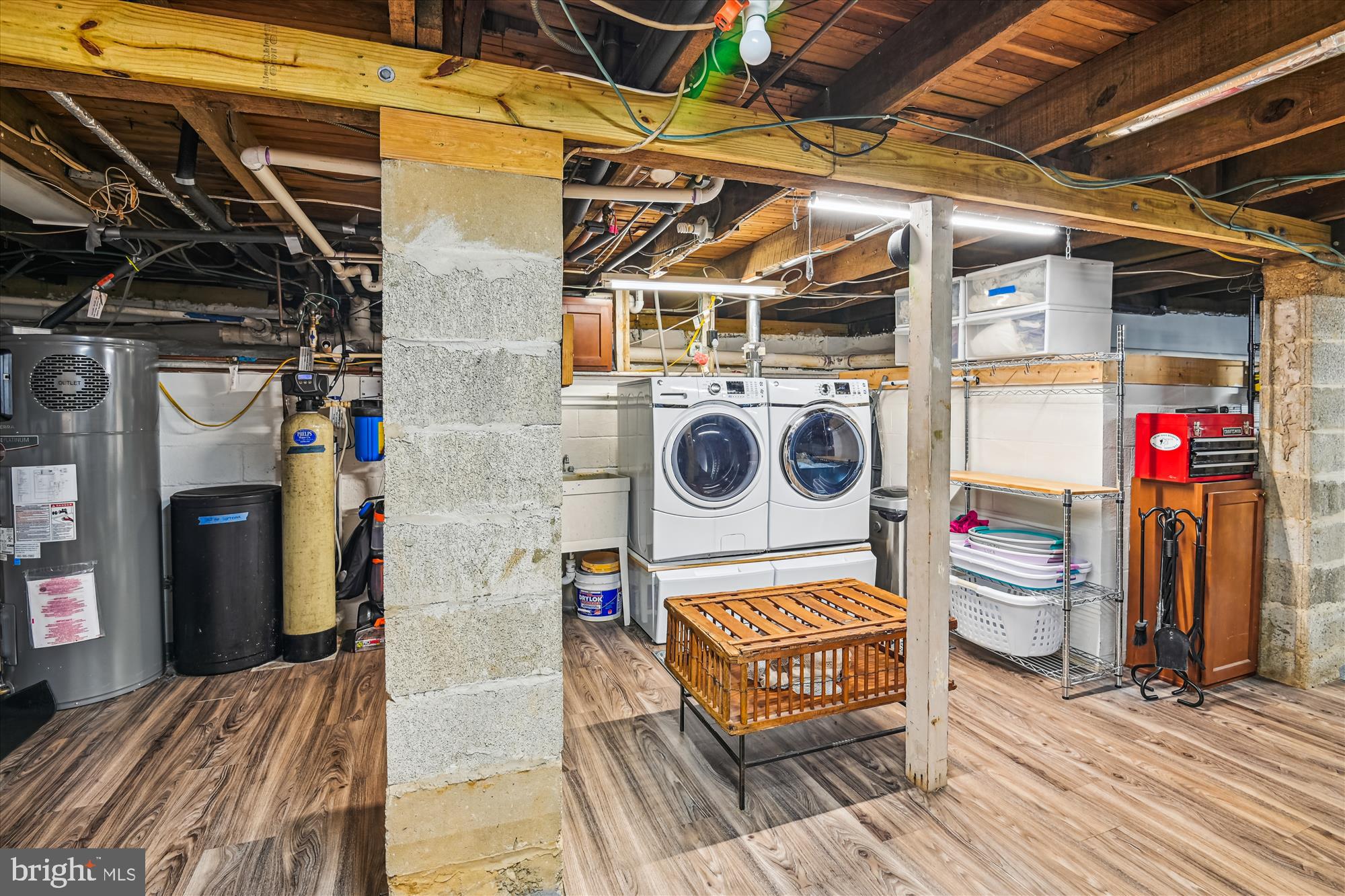 EDGEWATER BEACH - Residential