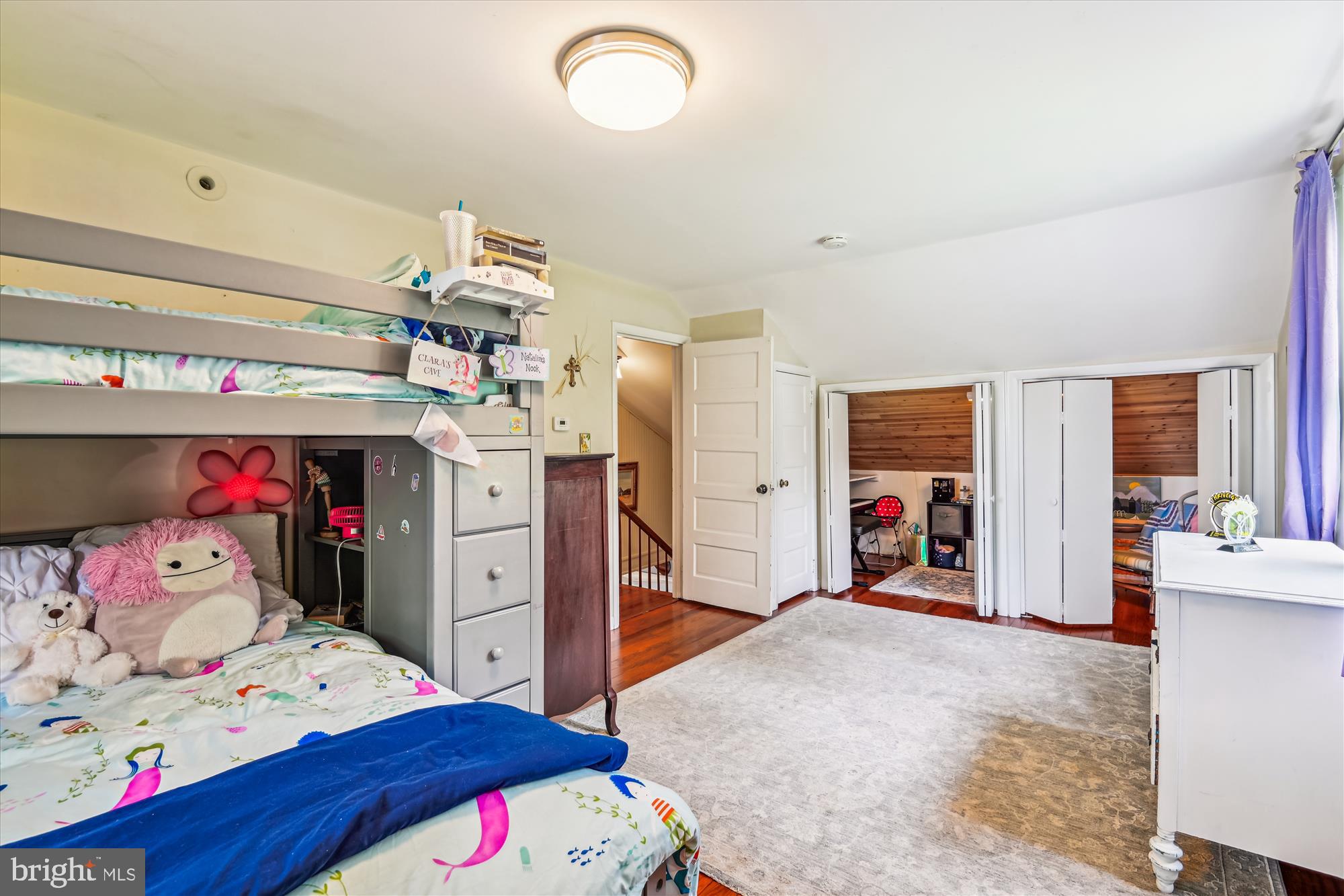 EDGEWATER BEACH - Residential