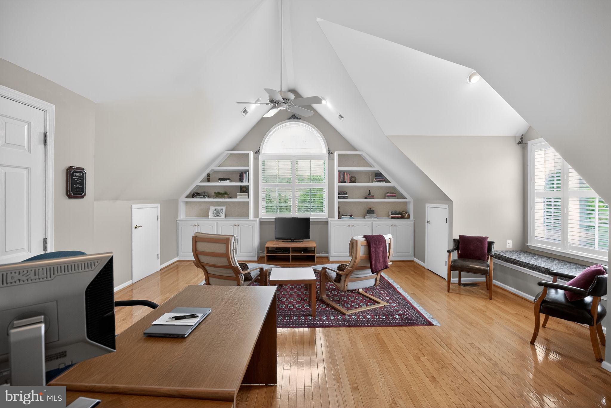CHESTNUT CREEK - Residential