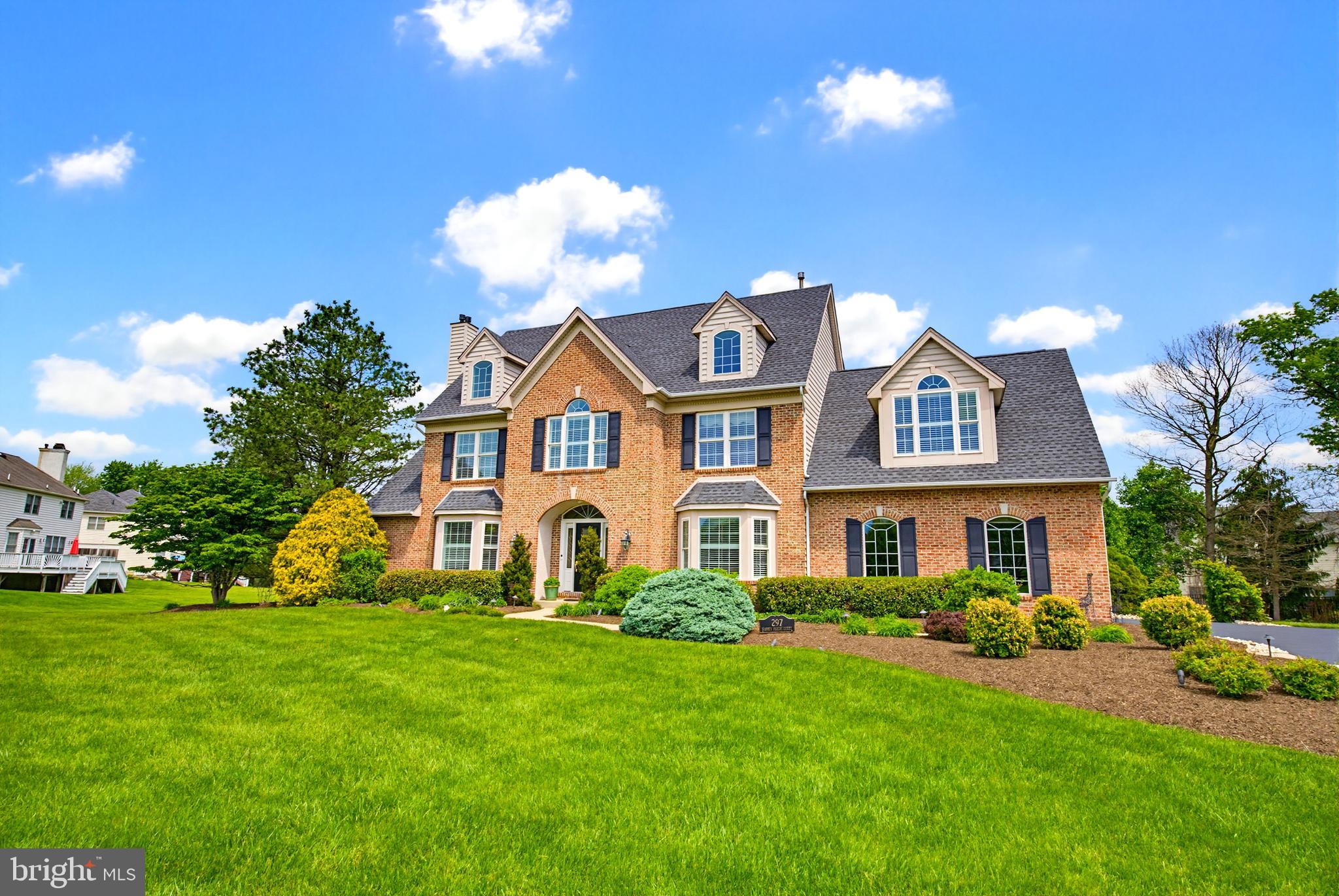 CHESTNUT CREEK - Residential