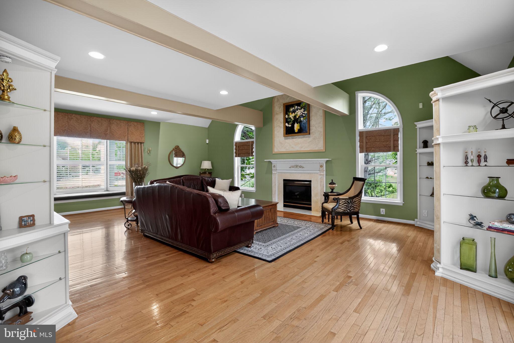 CHESTNUT CREEK - Residential
