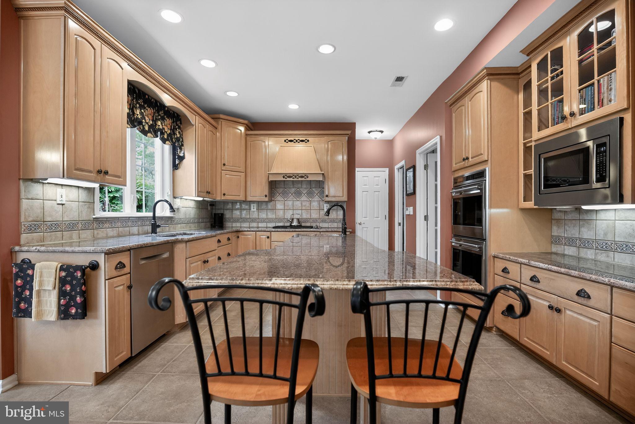 CHESTNUT CREEK - Residential