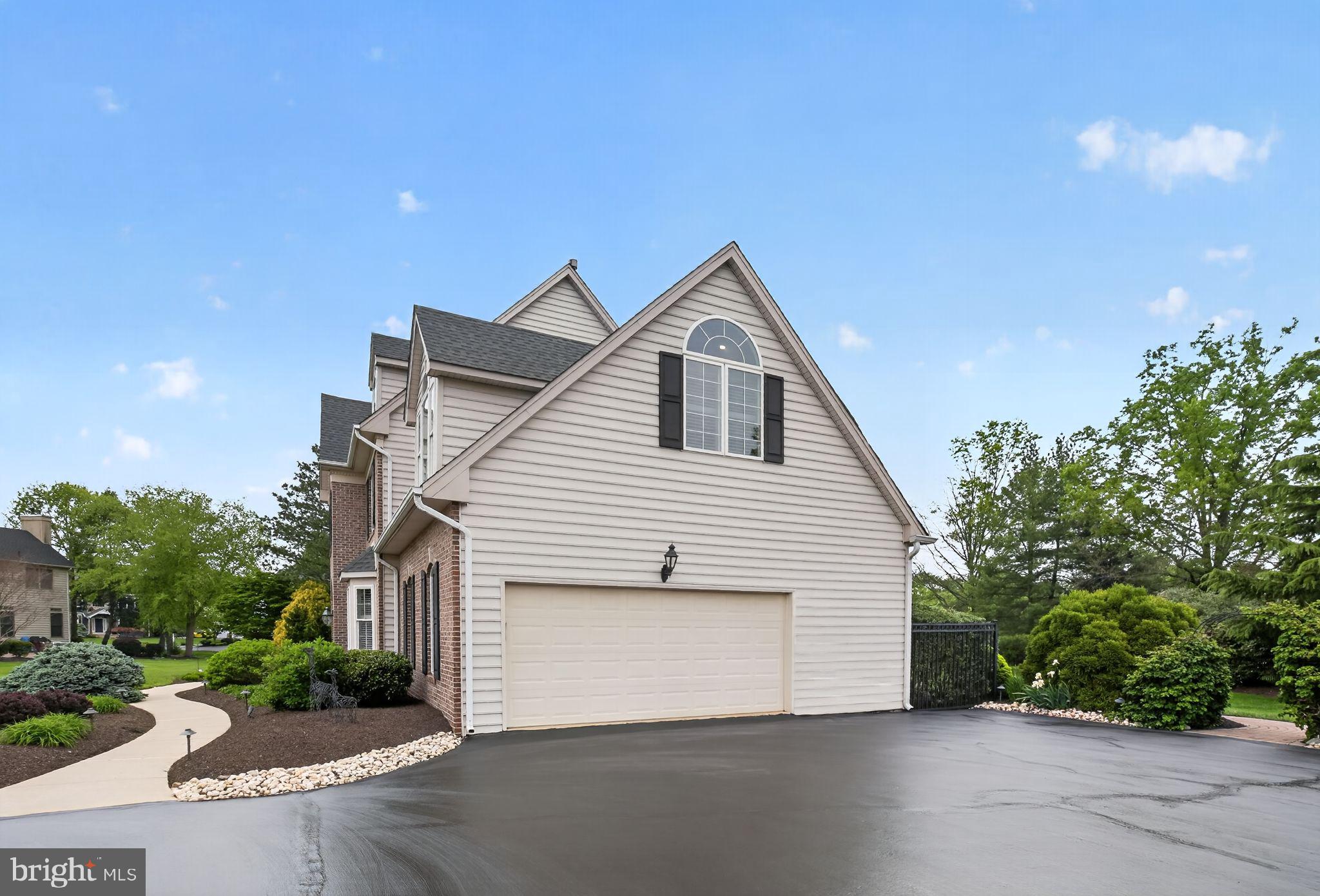 CHESTNUT CREEK - Residential