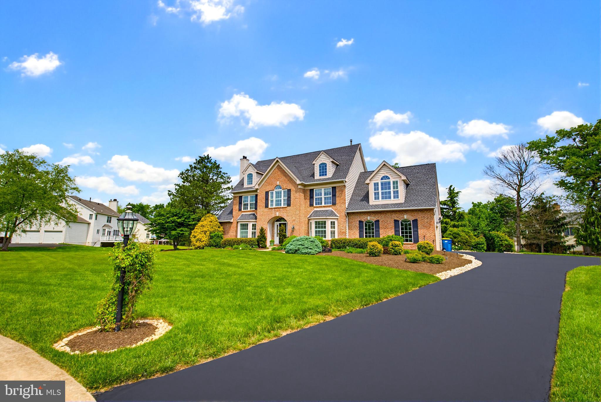 CHESTNUT CREEK - Residential