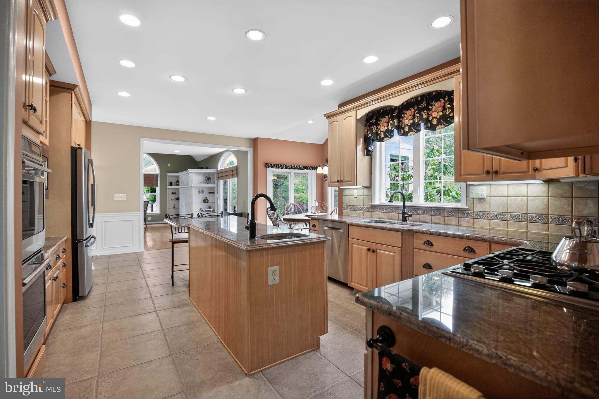 CHESTNUT CREEK - Residential