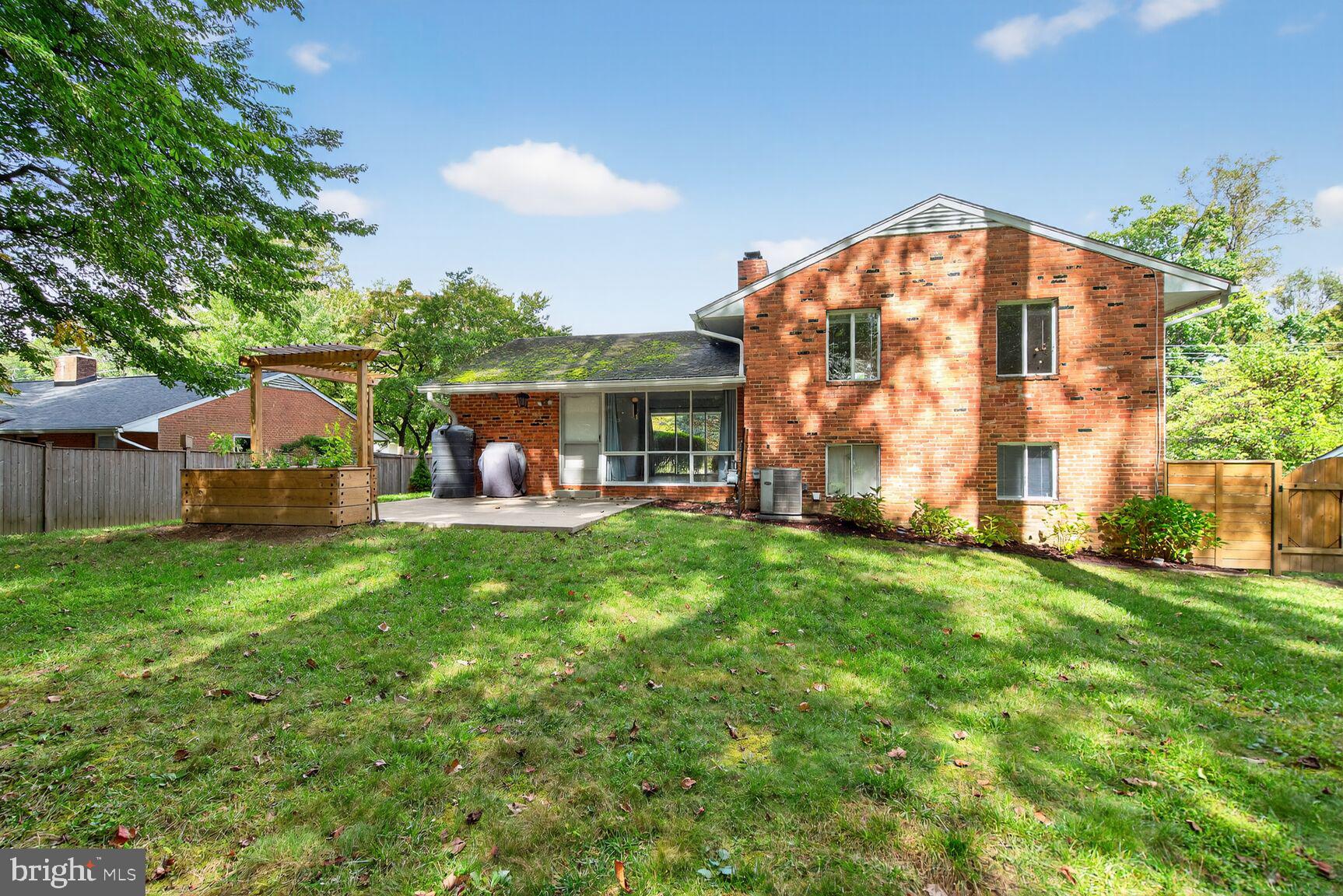 7319 LEESVILLE BOULEVARD